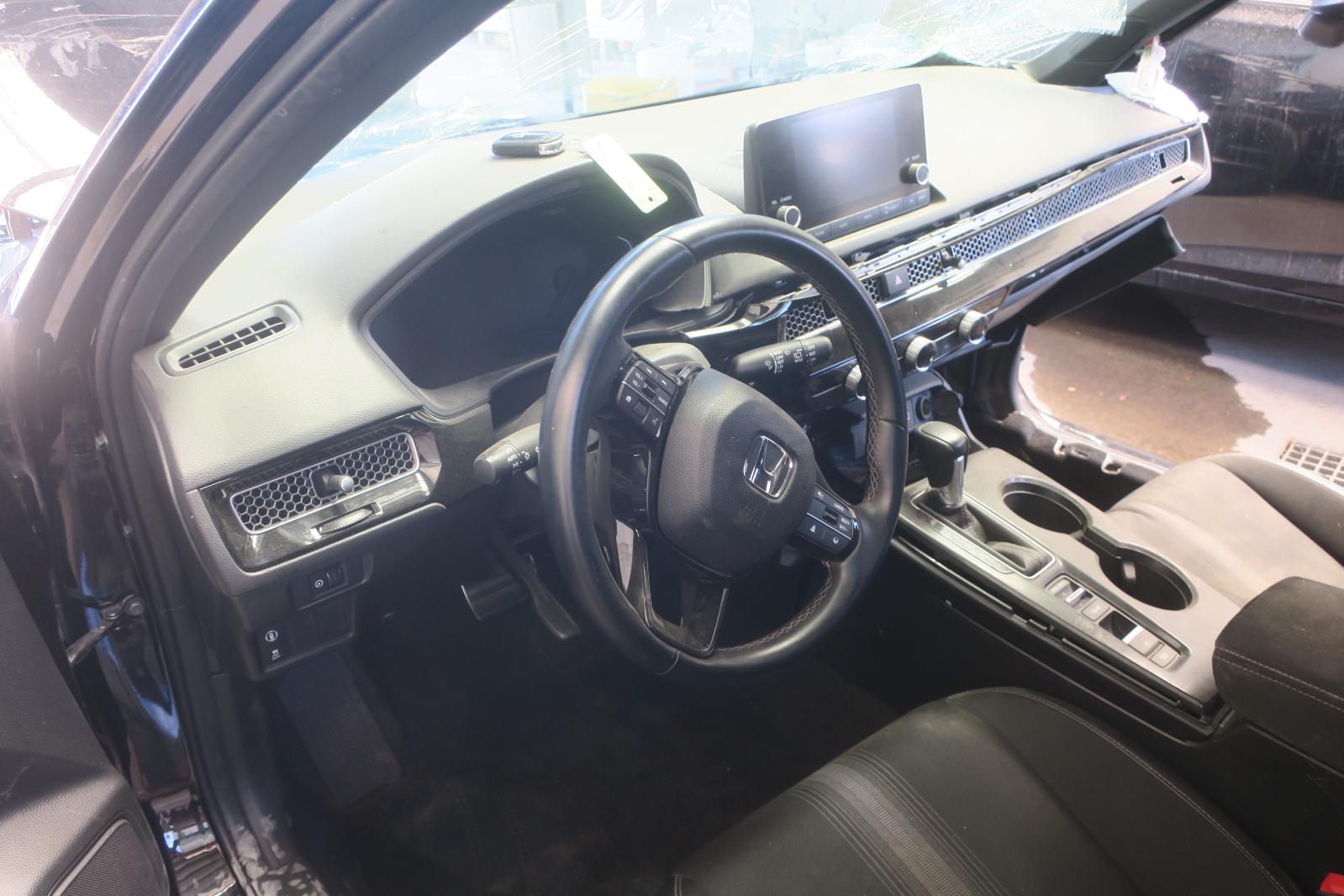 2023 Honda Civic -- Photo 6