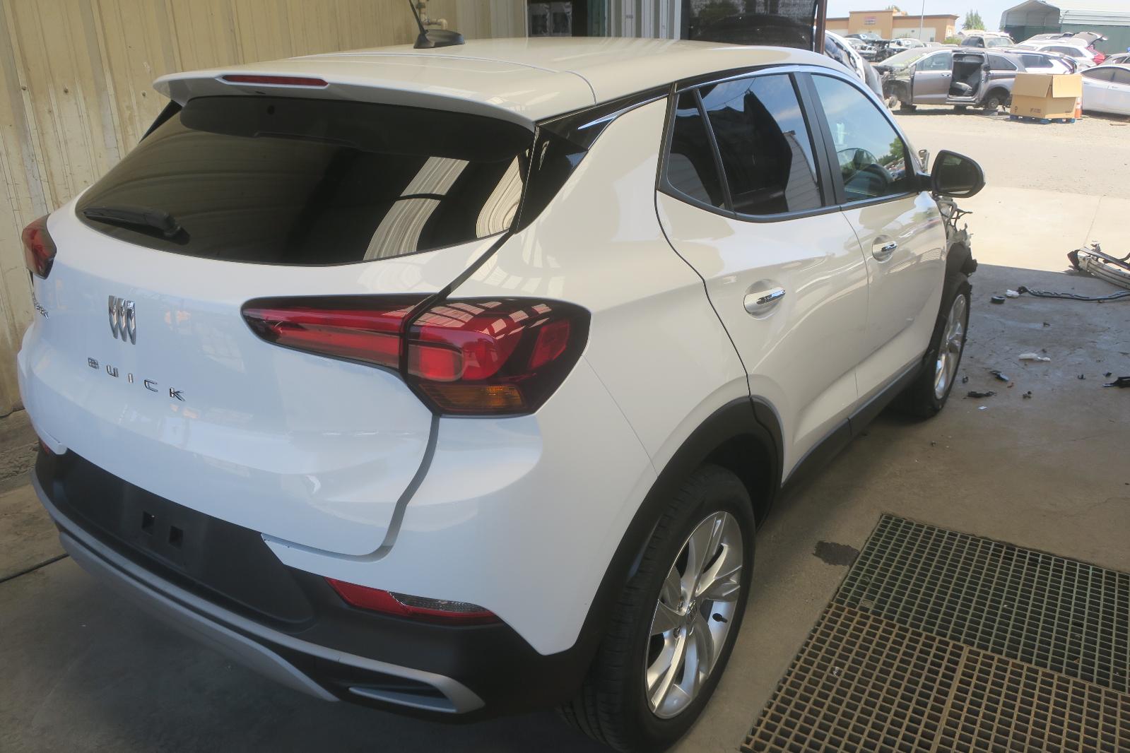 2025 Buick Encore GX -- Photo 3