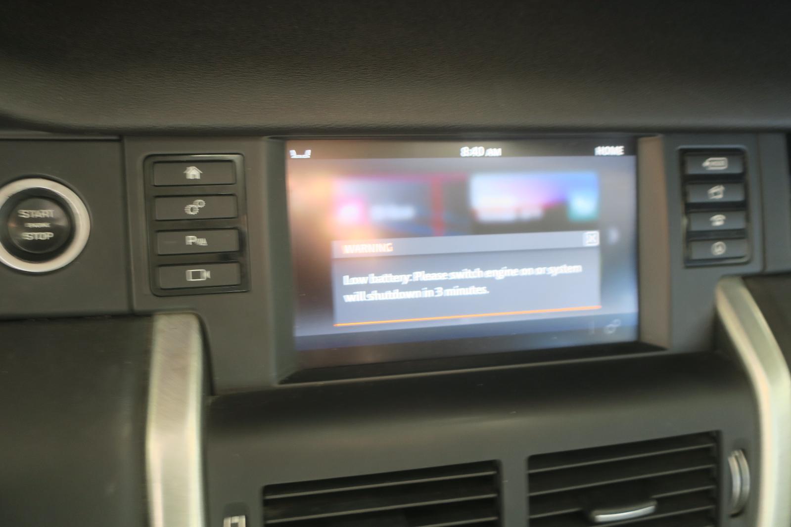 2015 Land Rover Discovery Sport -- Photo 10