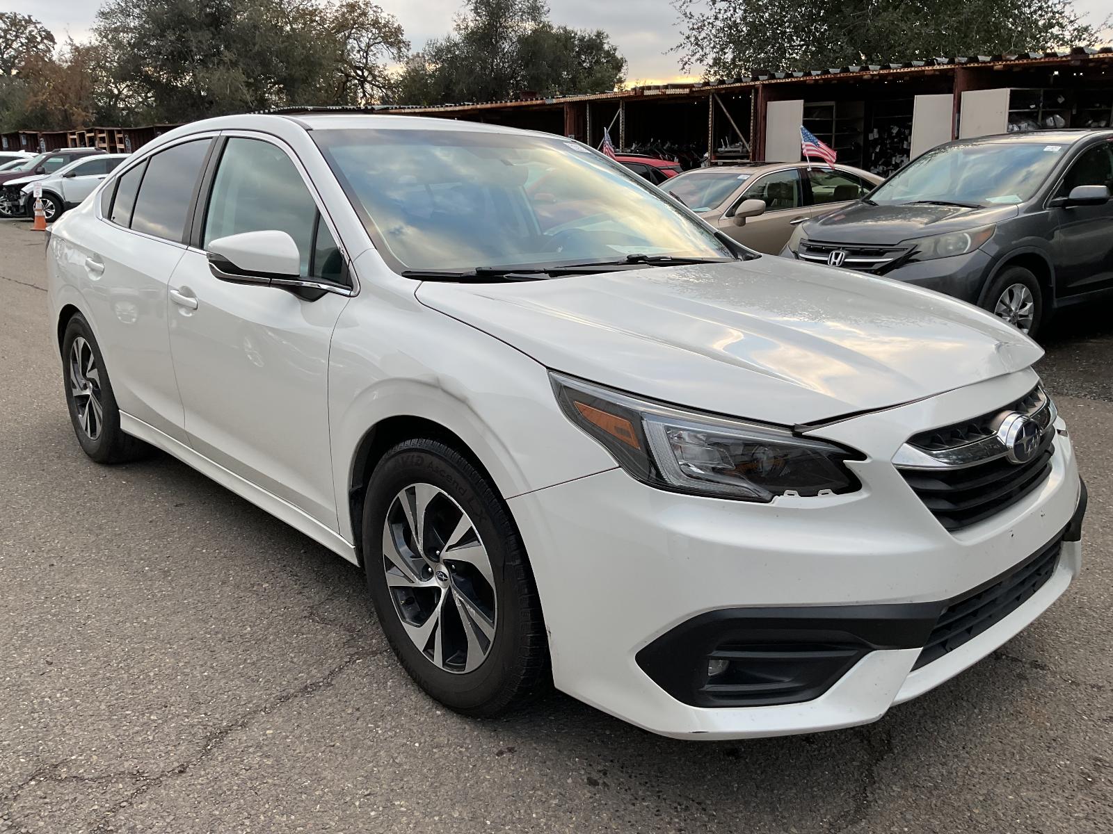 2020 Subaru Legacy Premium's photo