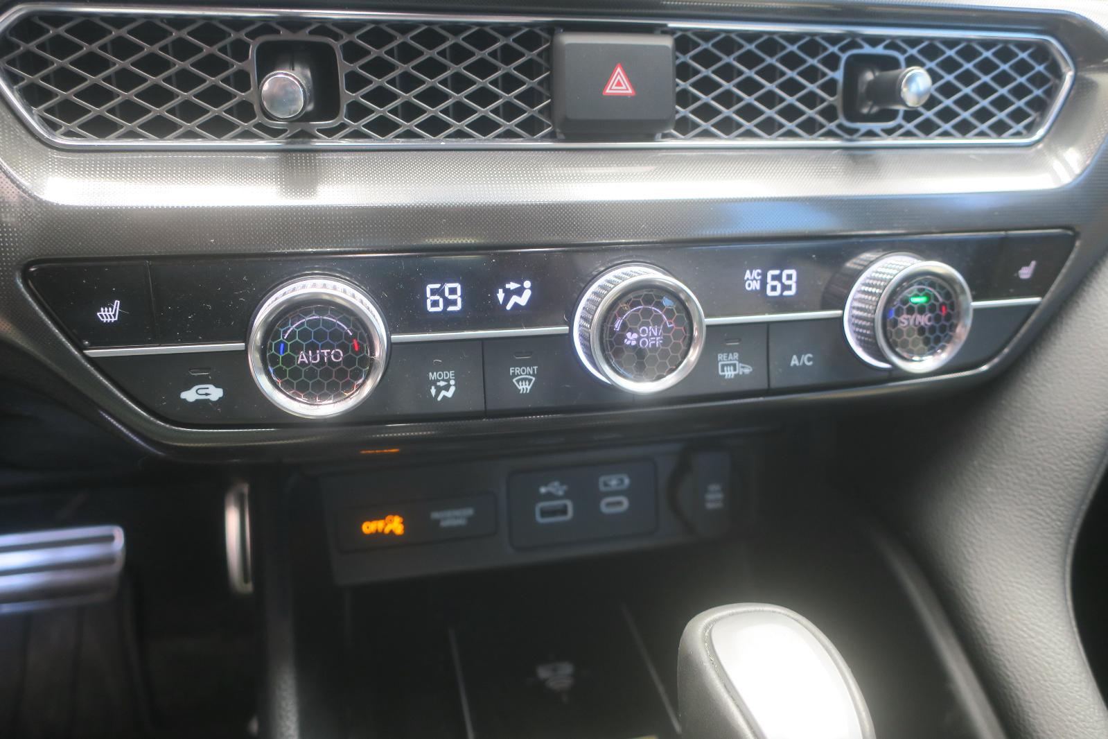 2023 Acura Integra -- Photo 12