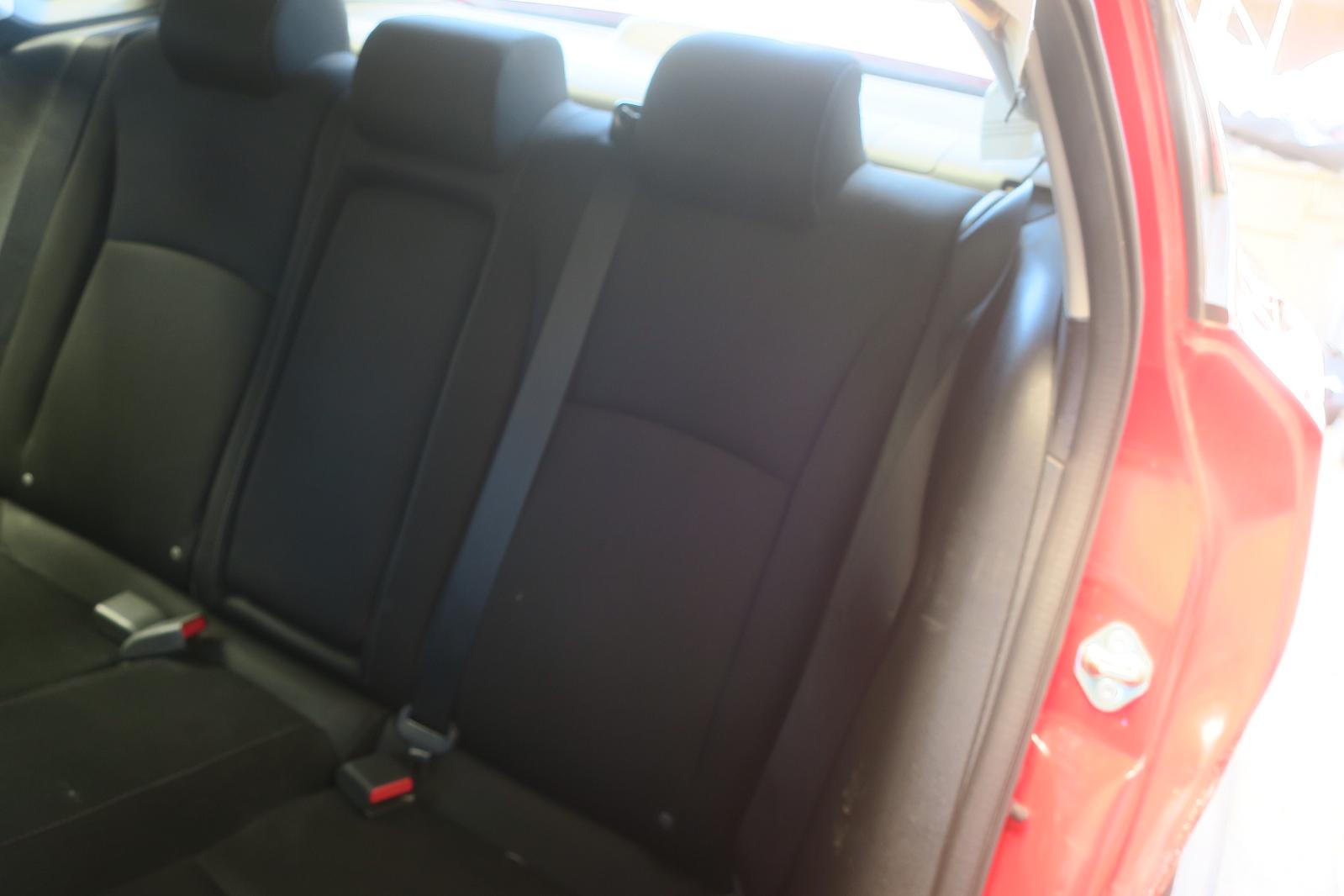 2016 Honda Civic -- Photo 8