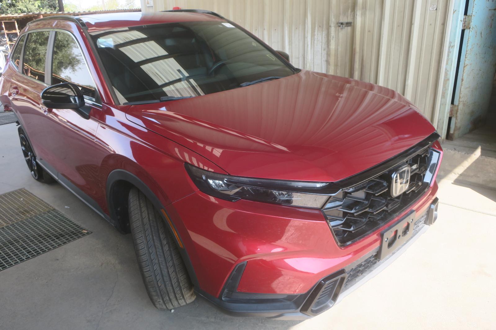 2025 Honda CR-V -- Photo 4