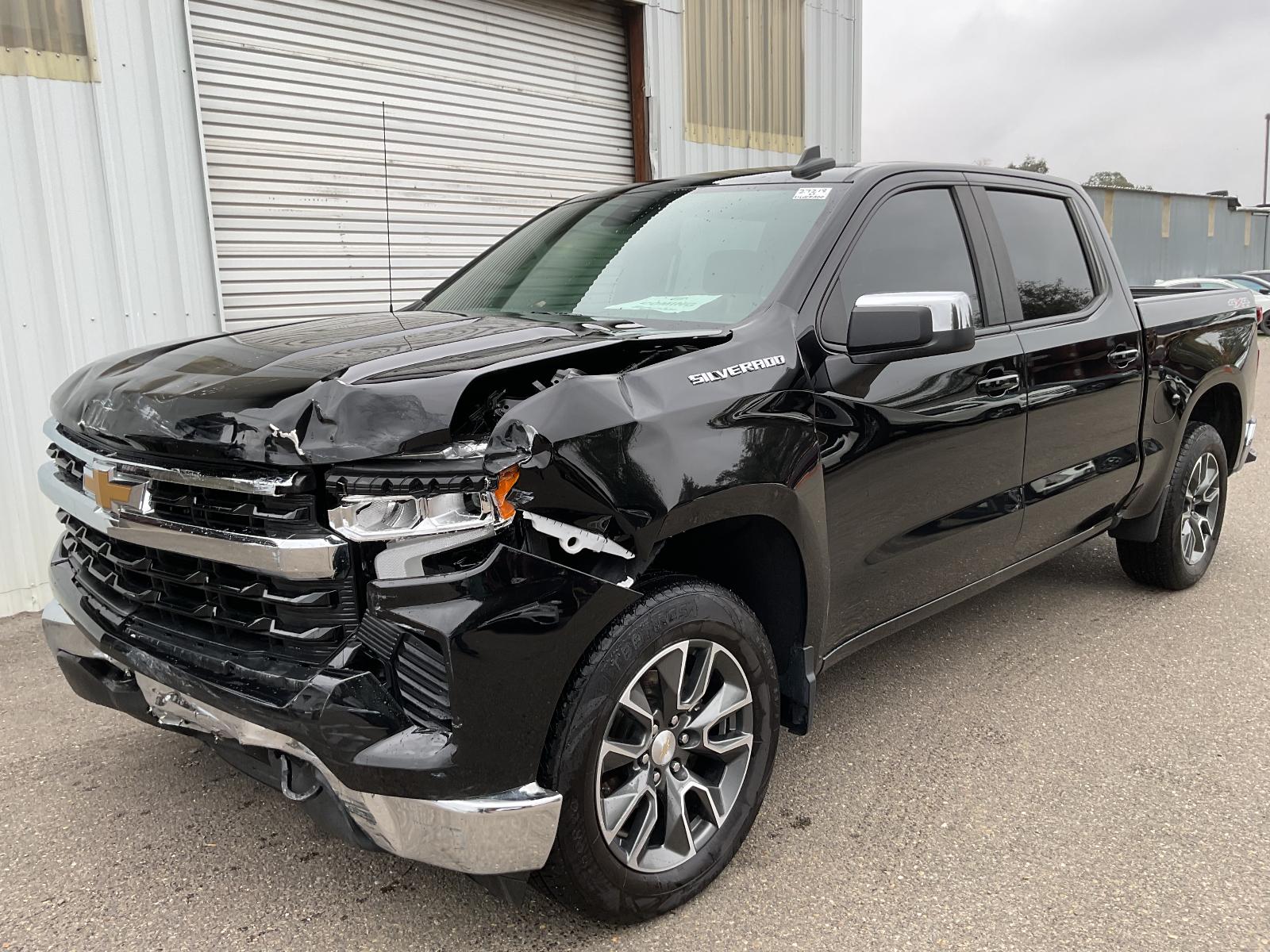 2022 Chevrolet Silverado 1500 Pickup 4WD Crew Cab 147