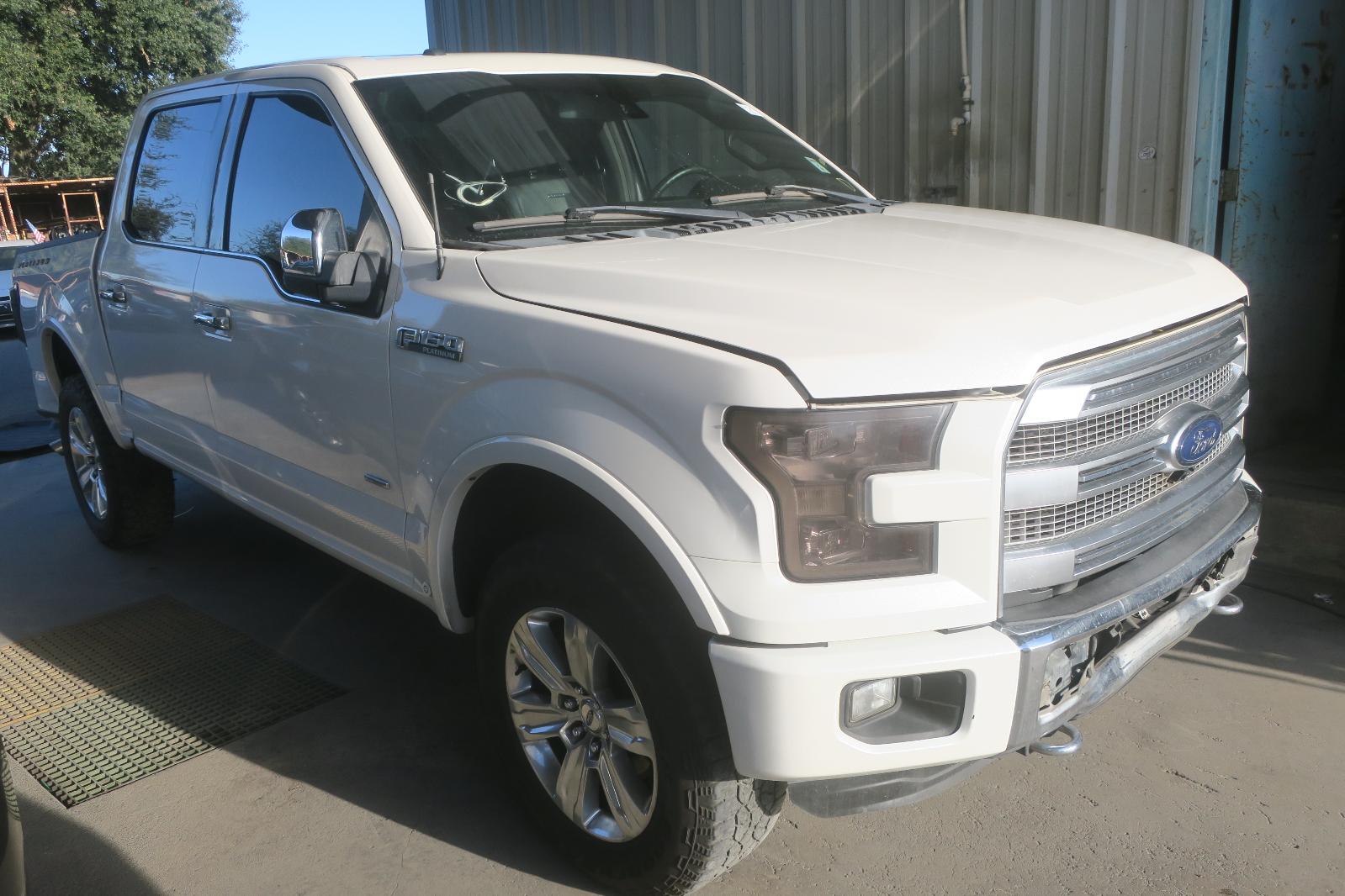 2015 Ford F150 Pickup -- Photo 4