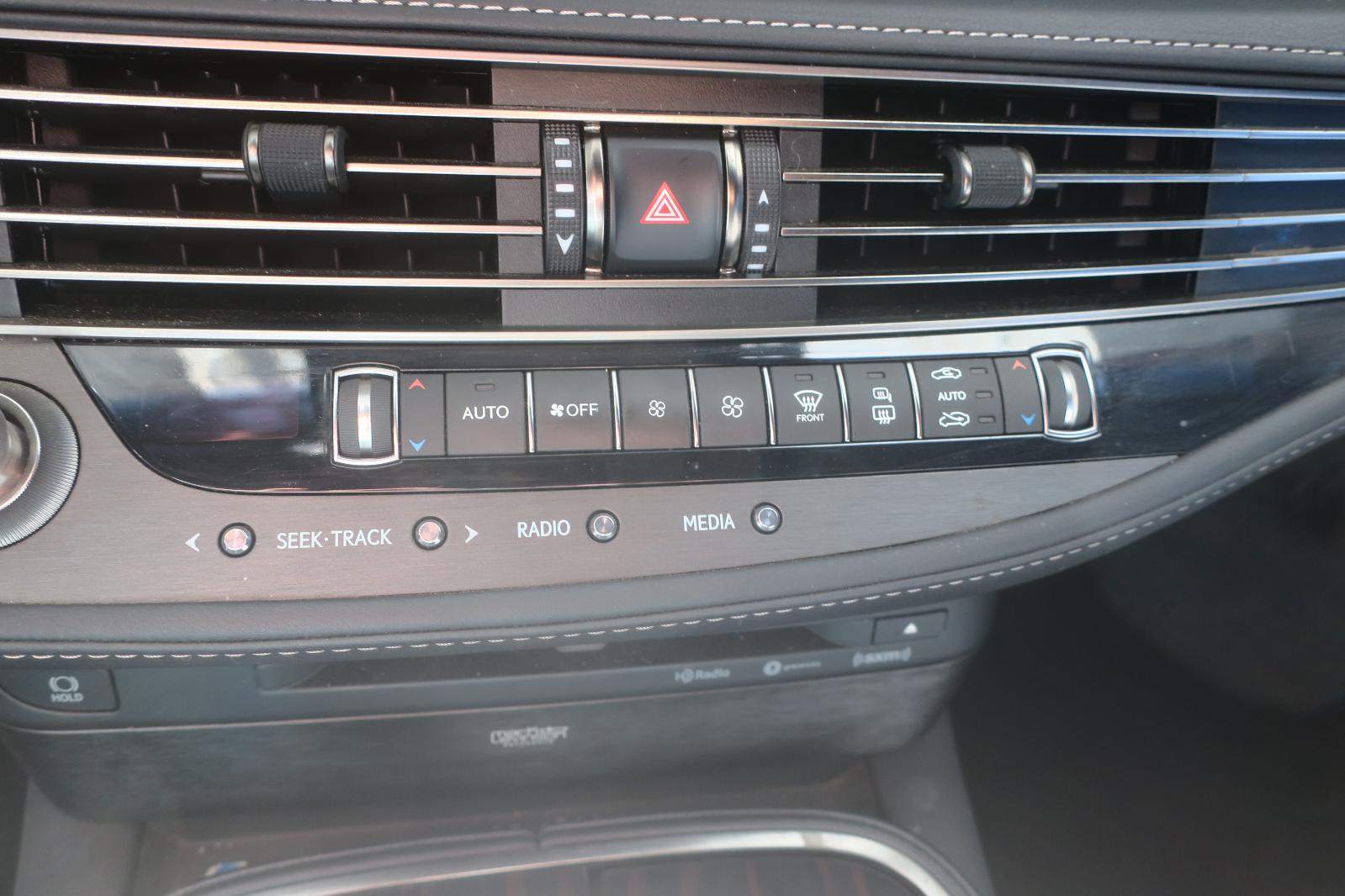 2018 Lexus Ls500 -- Photo 11