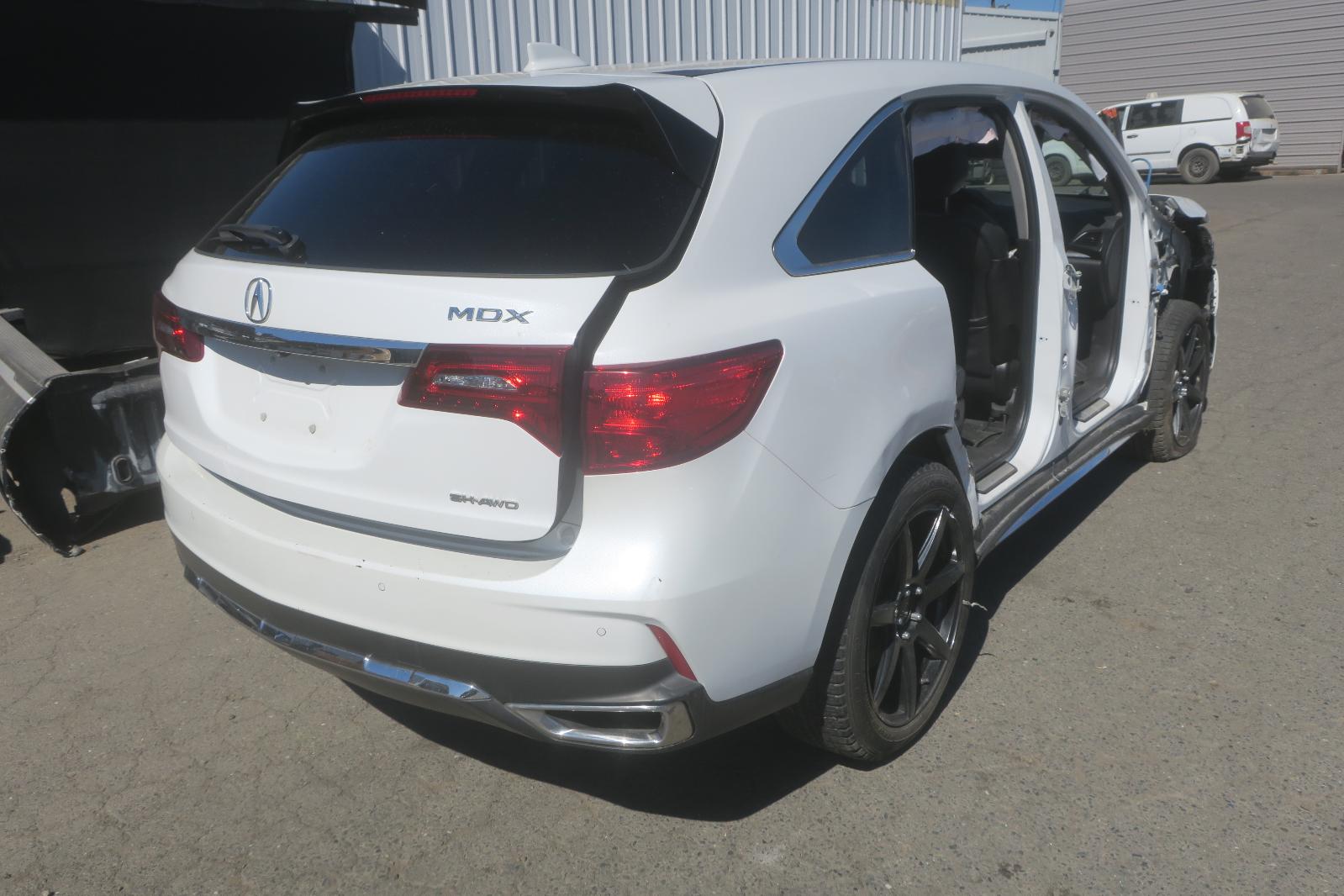 2020 Acura MDX -- Photo 3