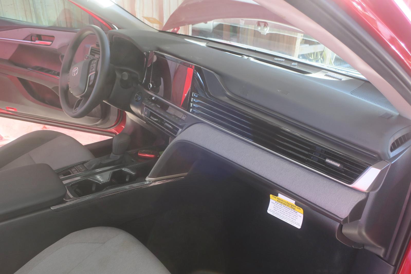 2025 Toyota Camry -- Photo 14