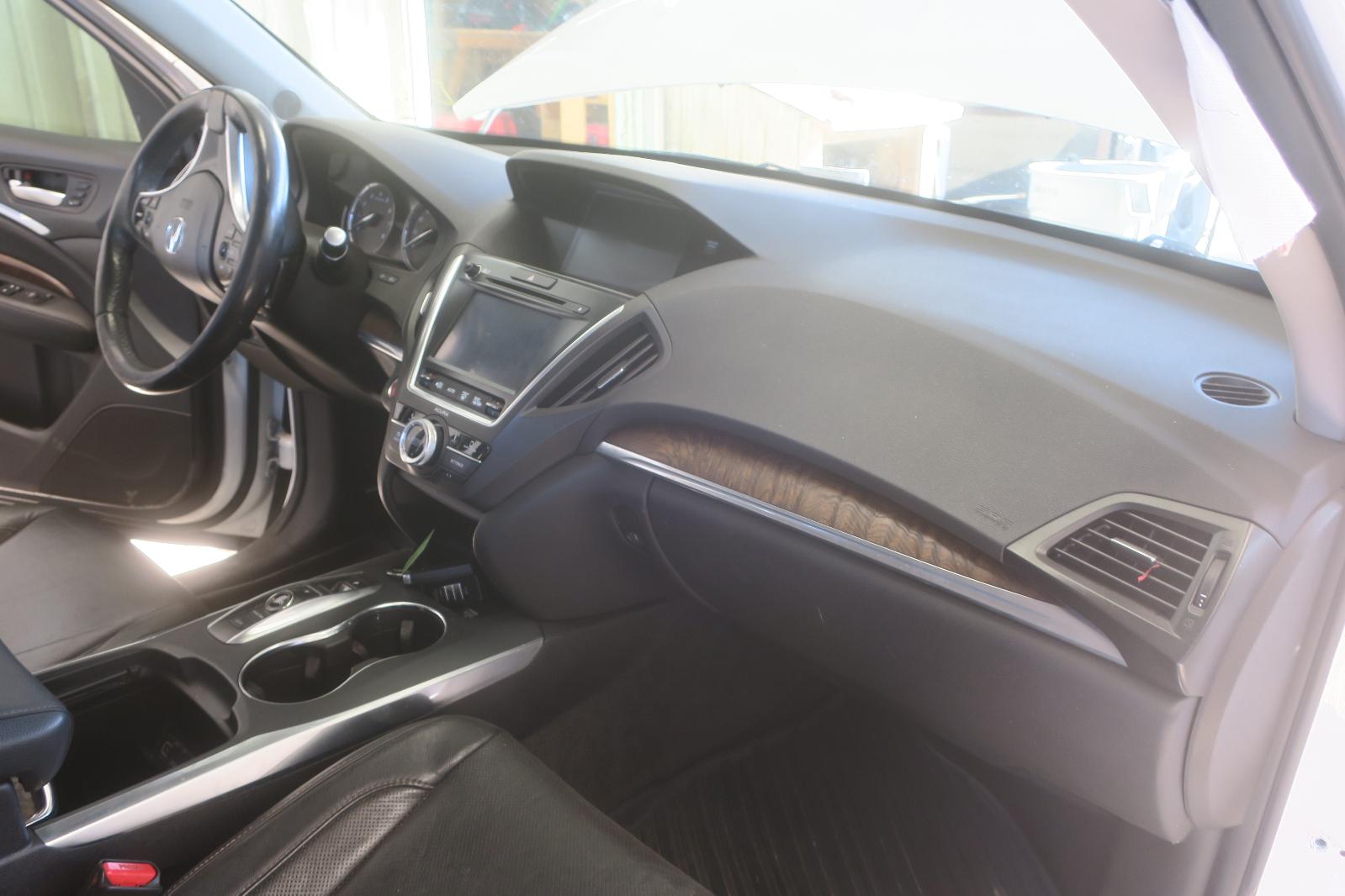 2020 Acura MDX -- Photo 16