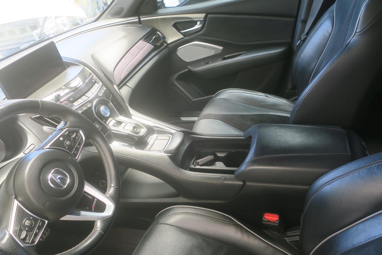 2021 Acura RDX -- Photo 7