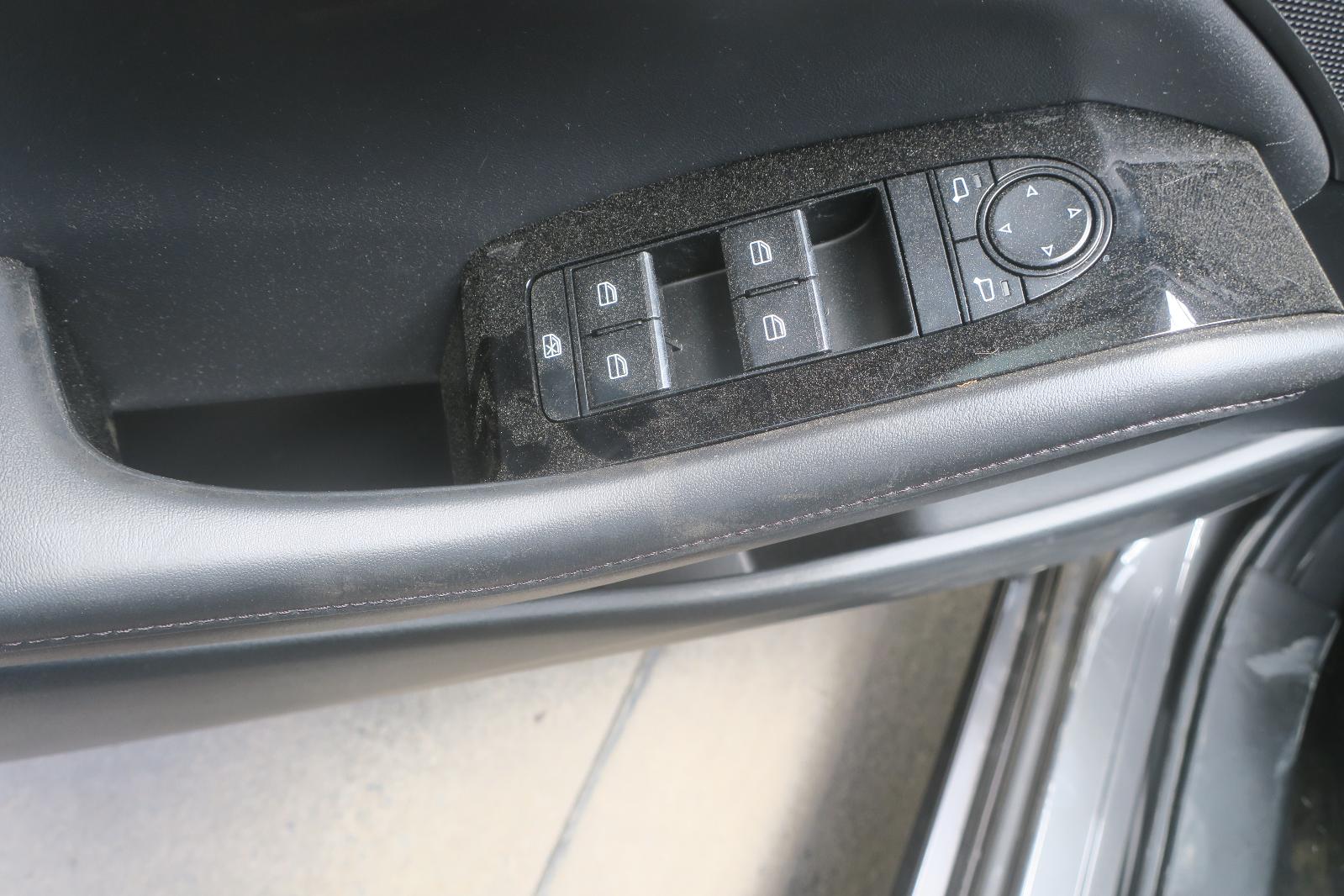 2026 Mazda Mazda3 -- Photo 9