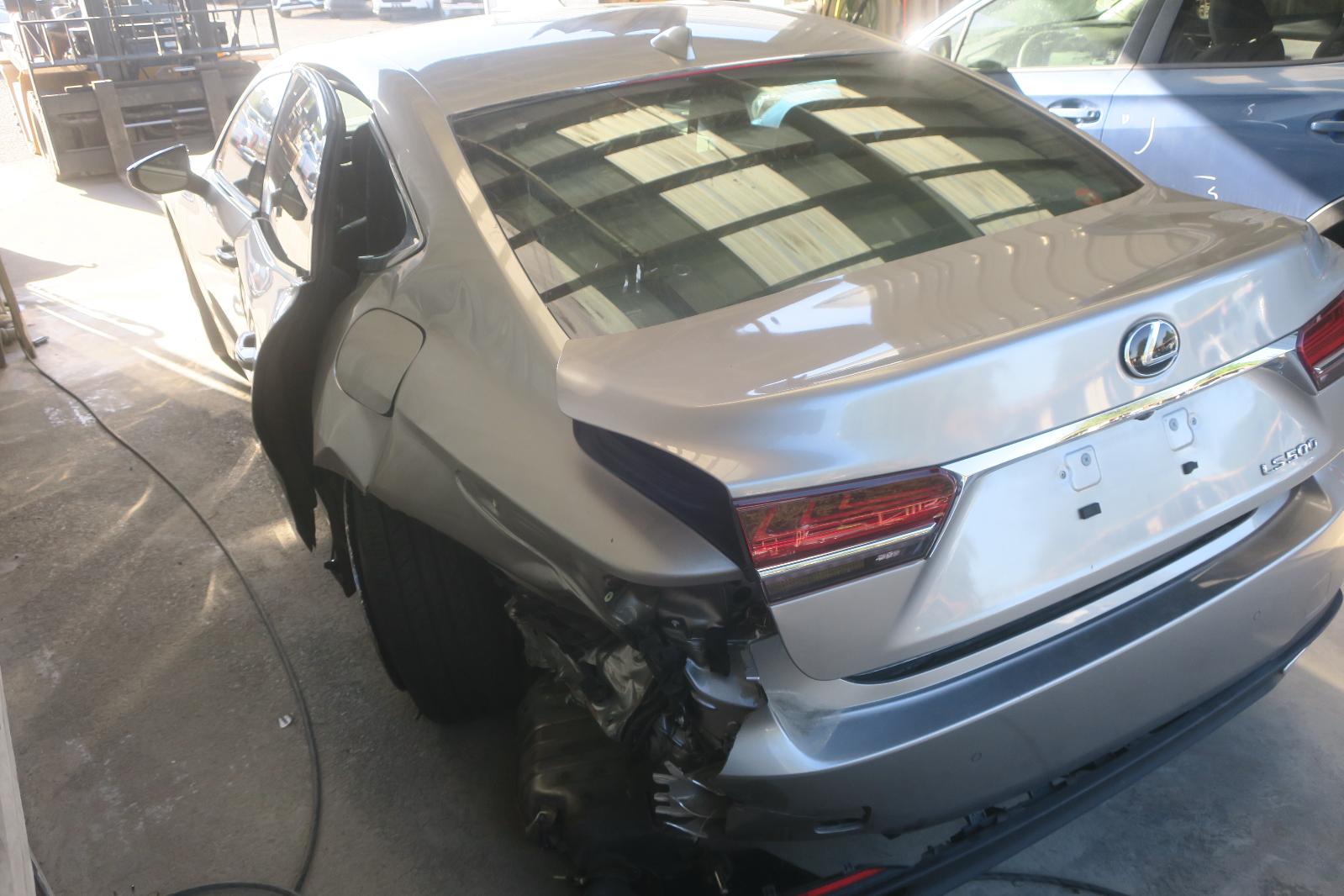 2018 Lexus Ls500 -- Photo 2