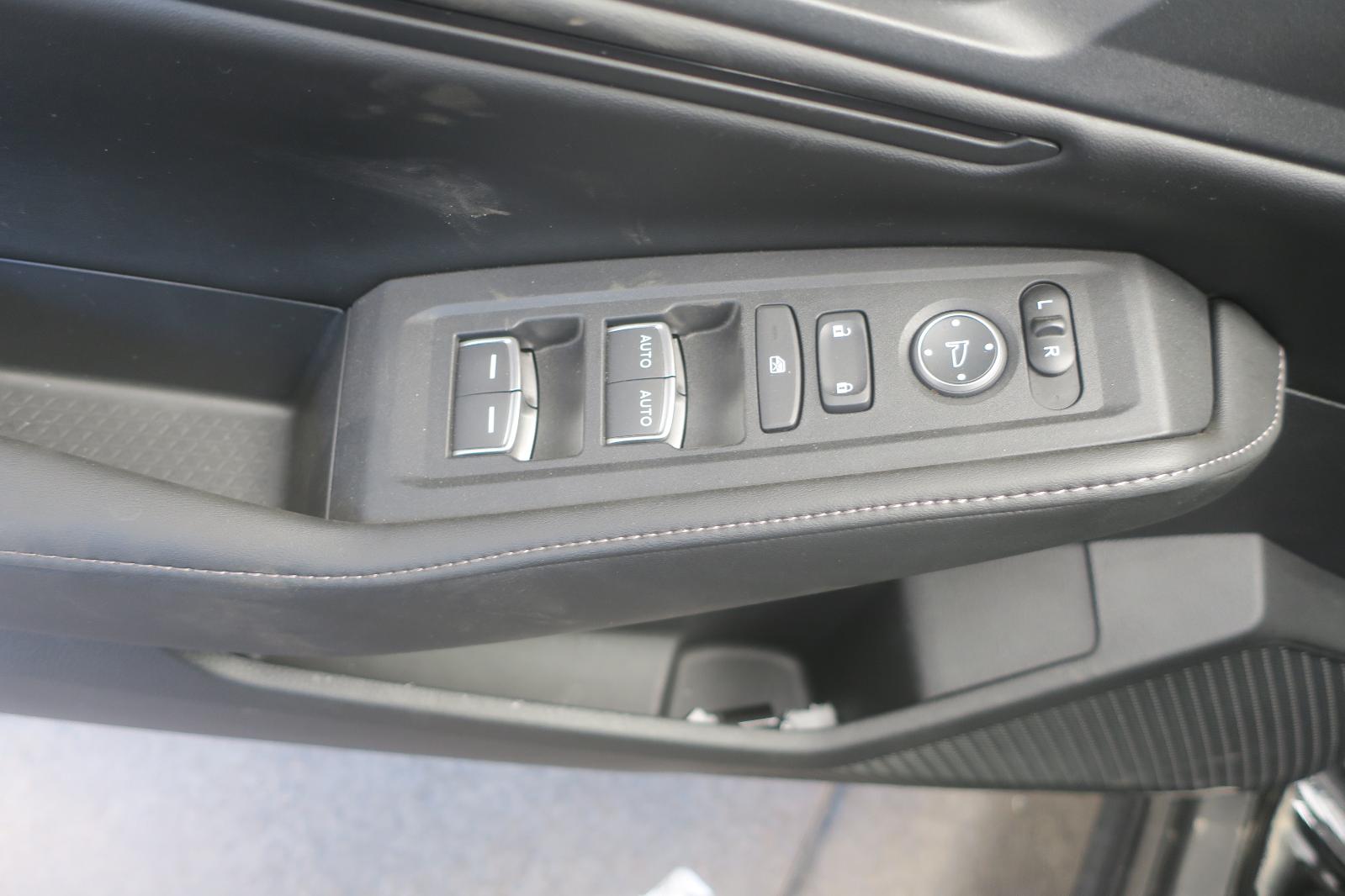 2025 Honda Accord -- Photo 9
