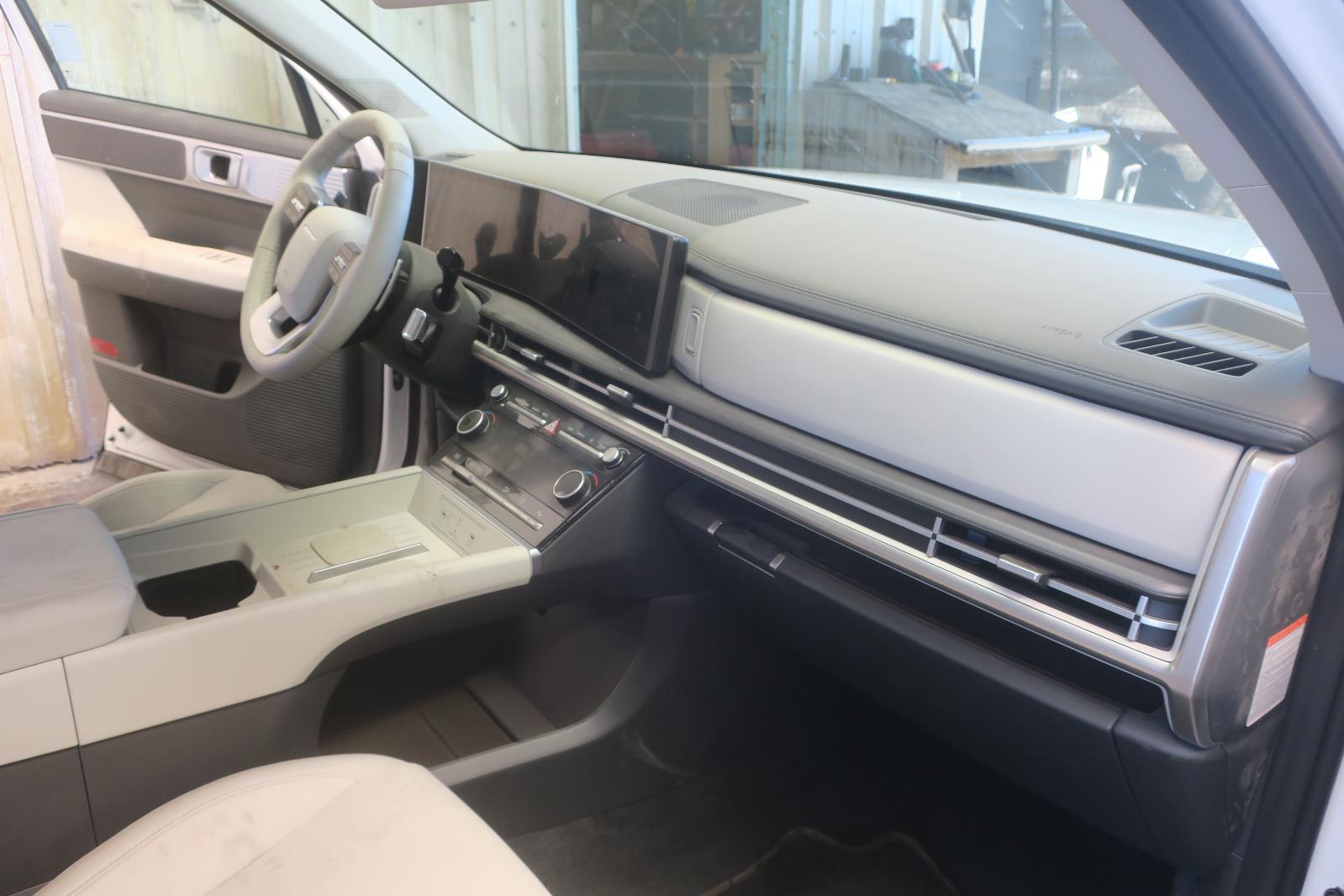2026 Hyundai Santa FE -- Photo 13