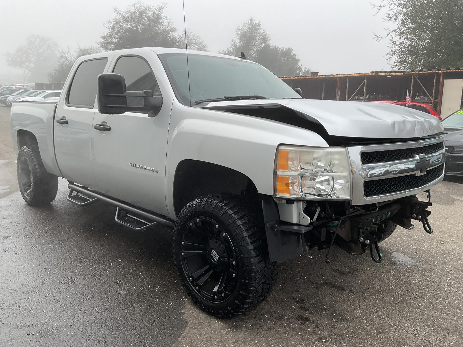 2011 Chevrolet Silverado 1500 LT's photo