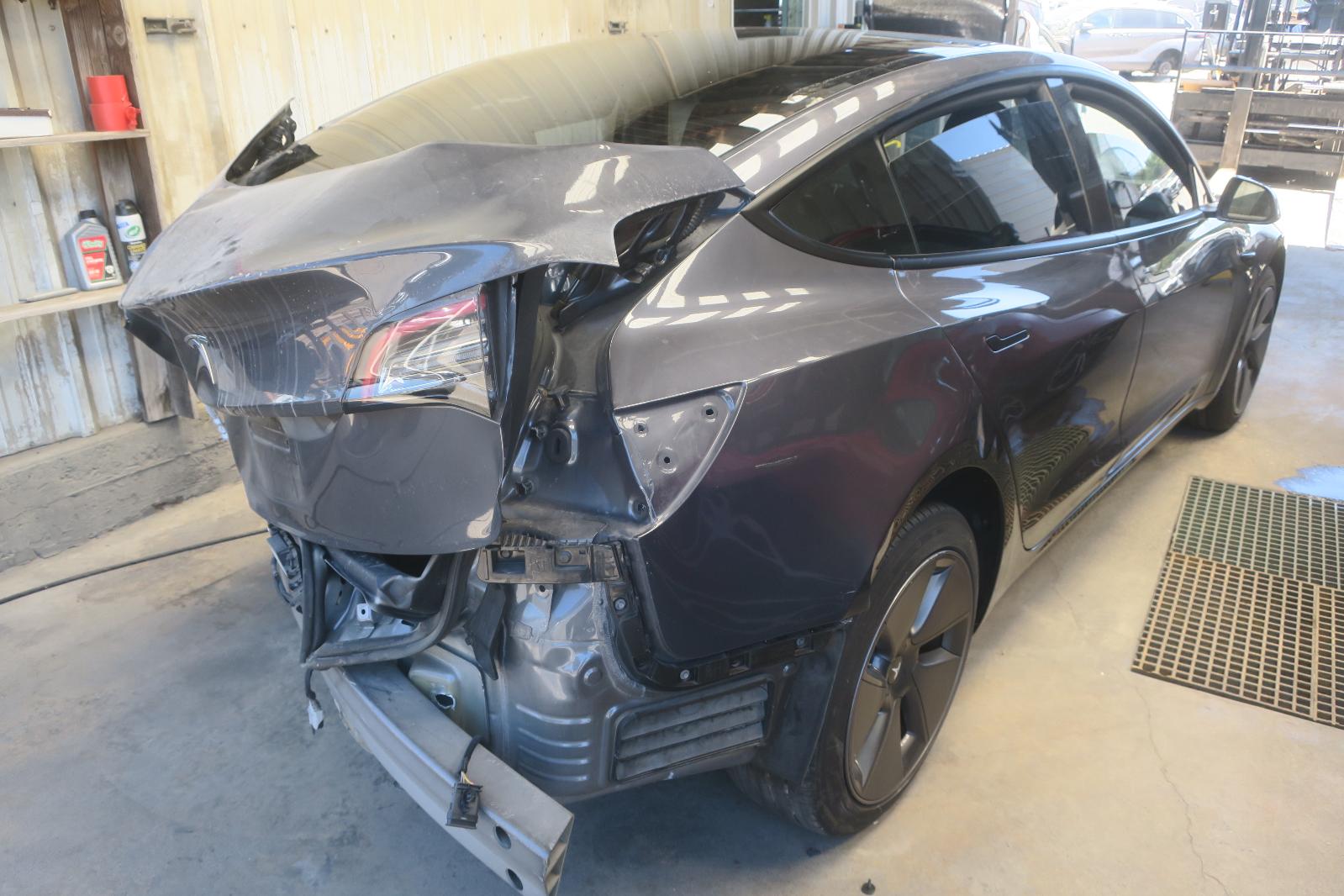 2023 Tesla Model 3 -- Photo 4