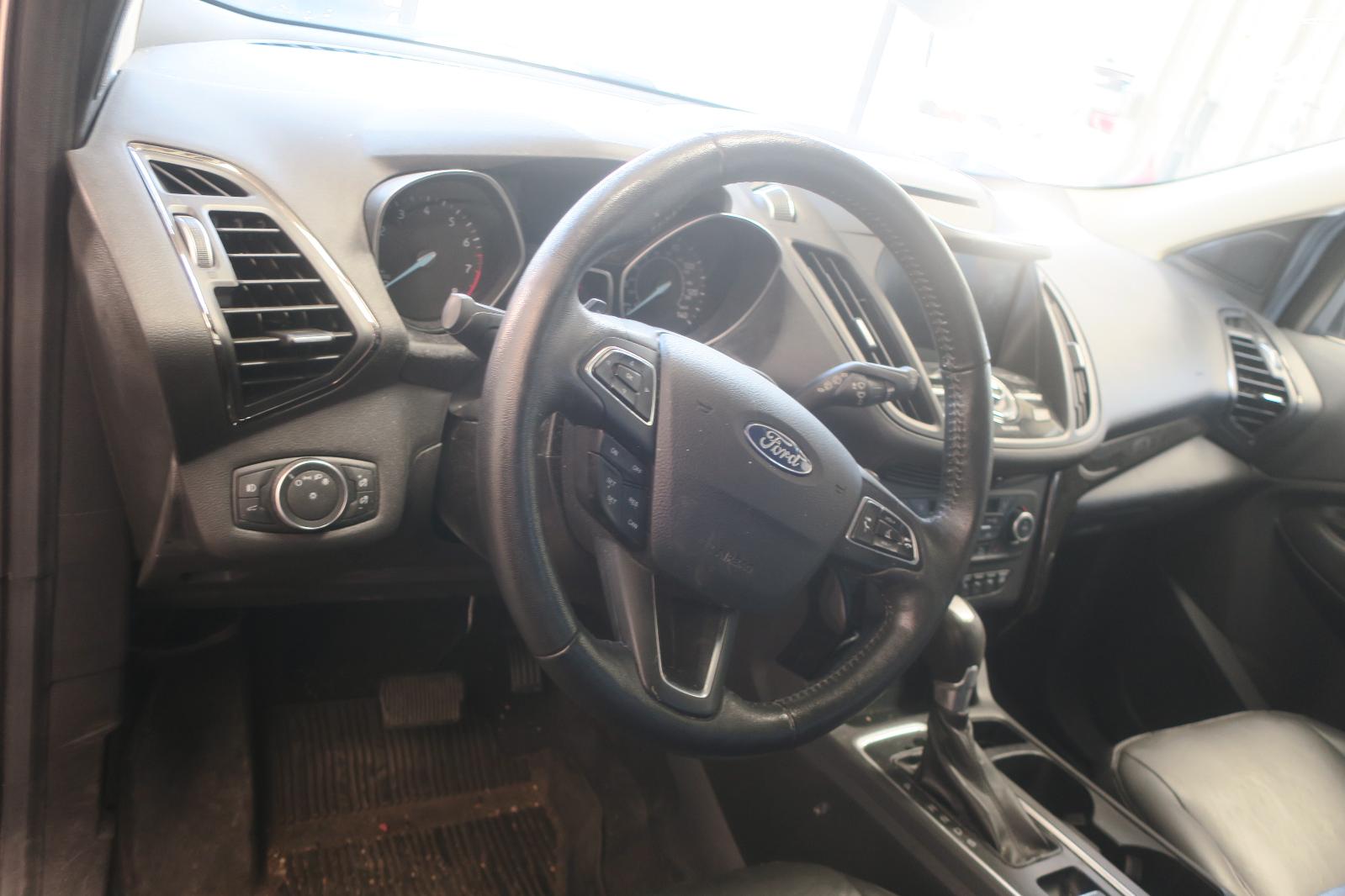 2018 Ford Escape -- Photo 5