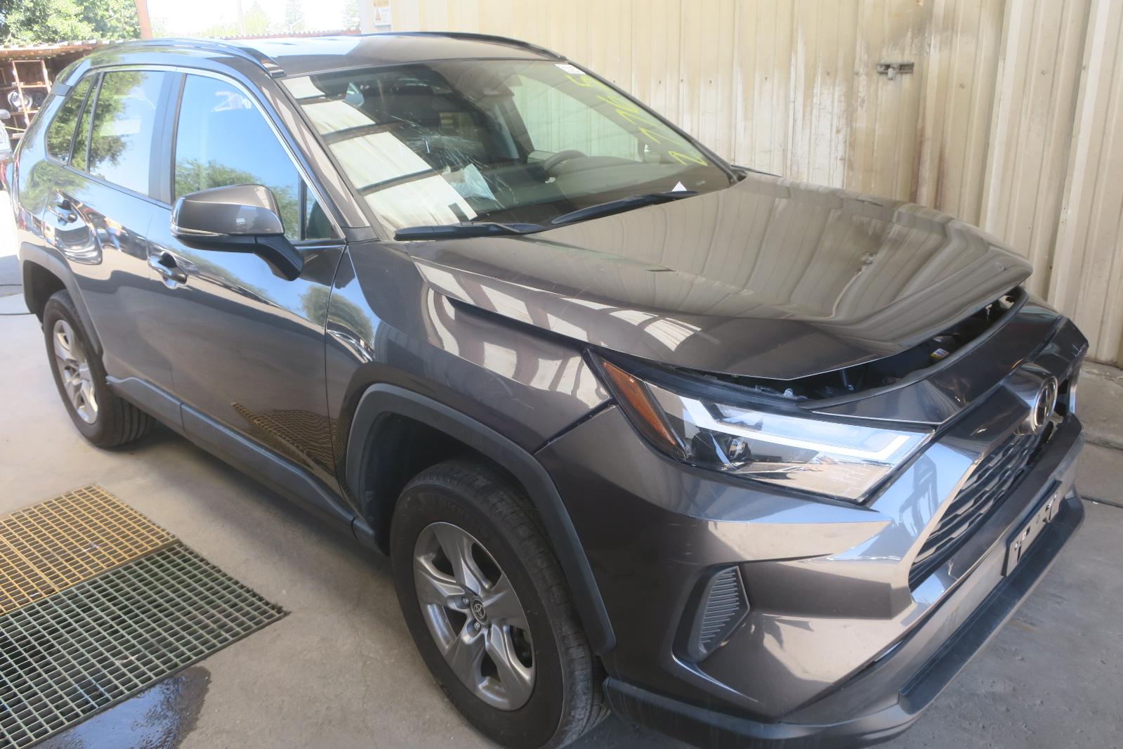 2024 Toyota Rav4 -- Photo 4