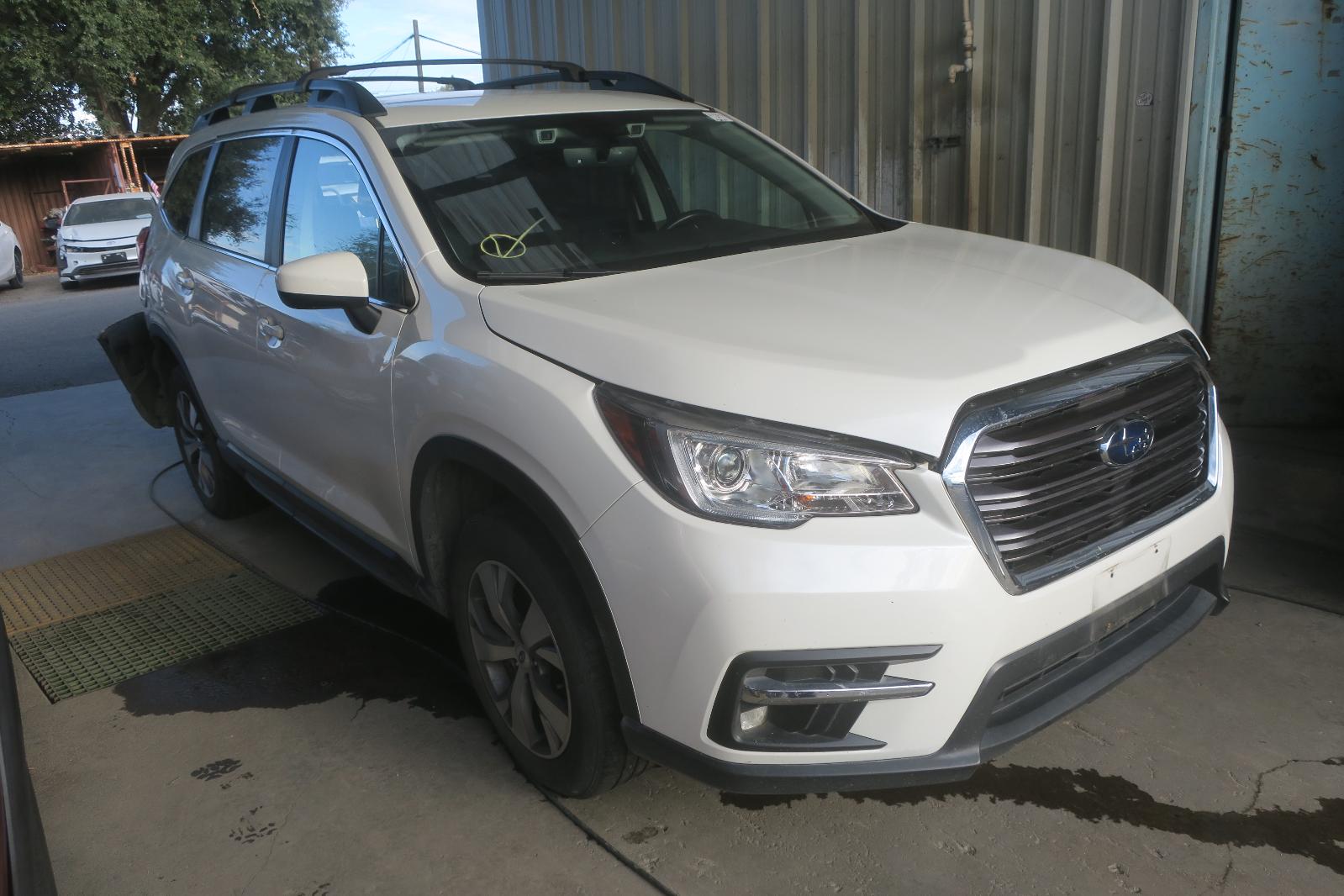 2020 Subaru Ascent -- Photo 10