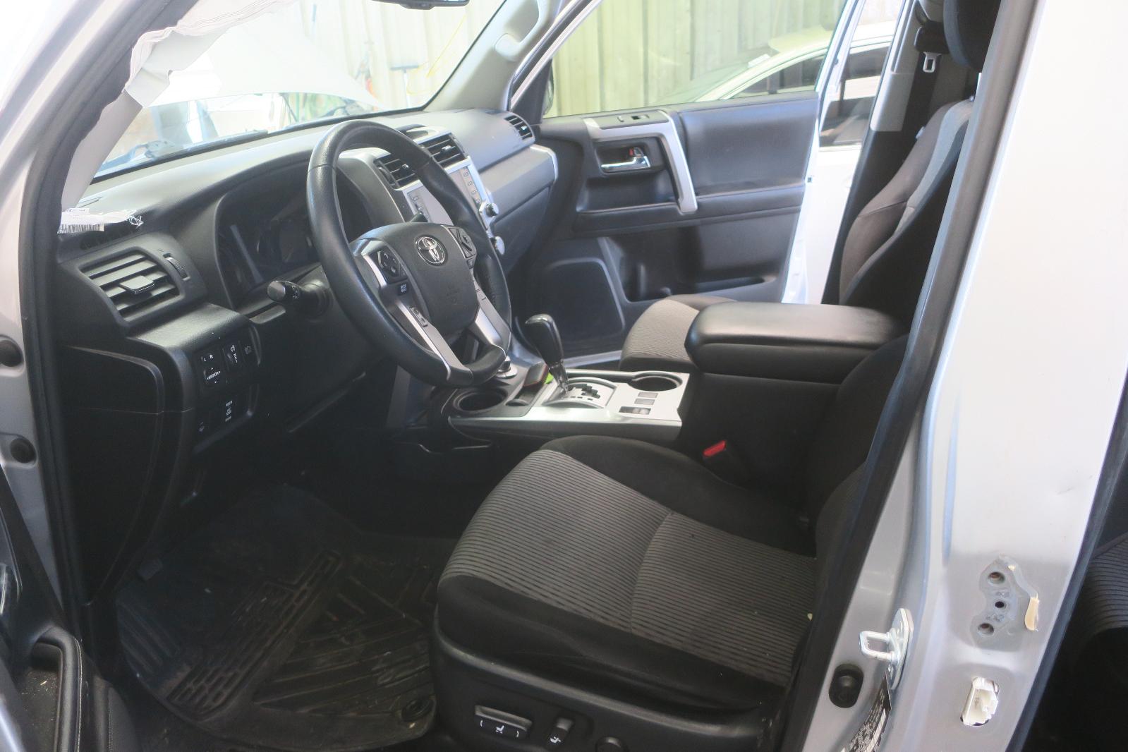 2021 Toyota 4Runner -- Photo 5