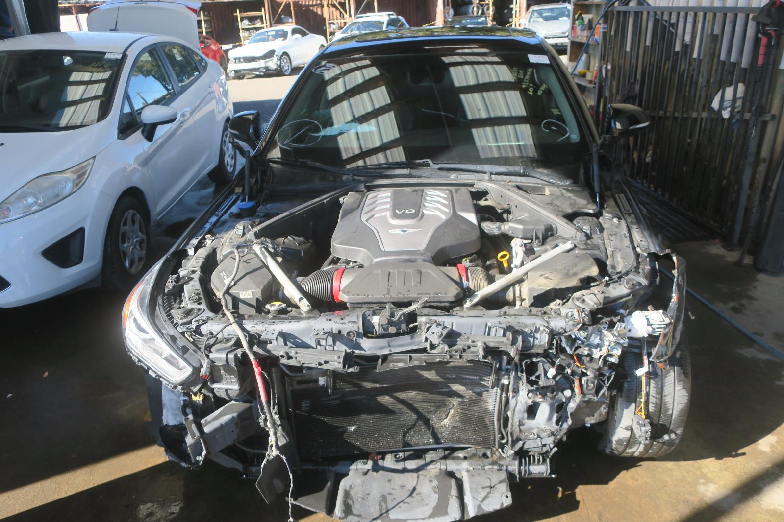 2017 Genesis G90 -- Photo 19