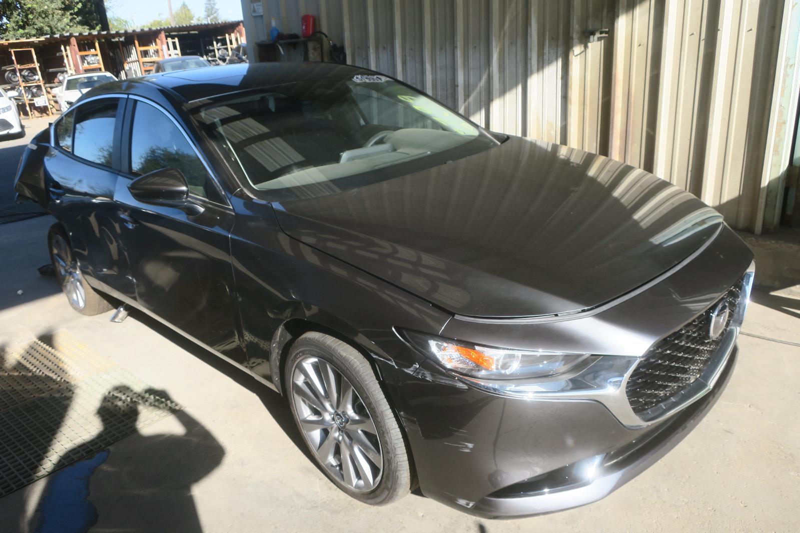 2026 Mazda Mazda3 -- Photo 4
