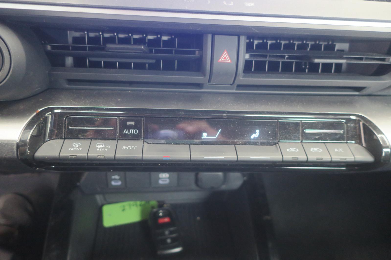 2024 Toyota Prius -- Photo 12