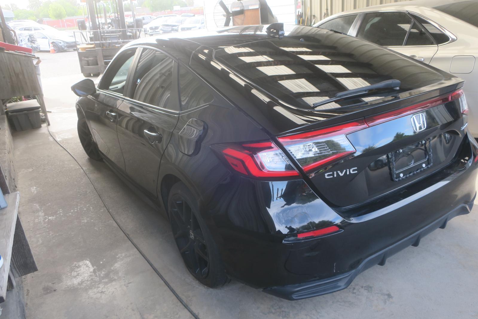 2023 Honda Civic -- Photo 2