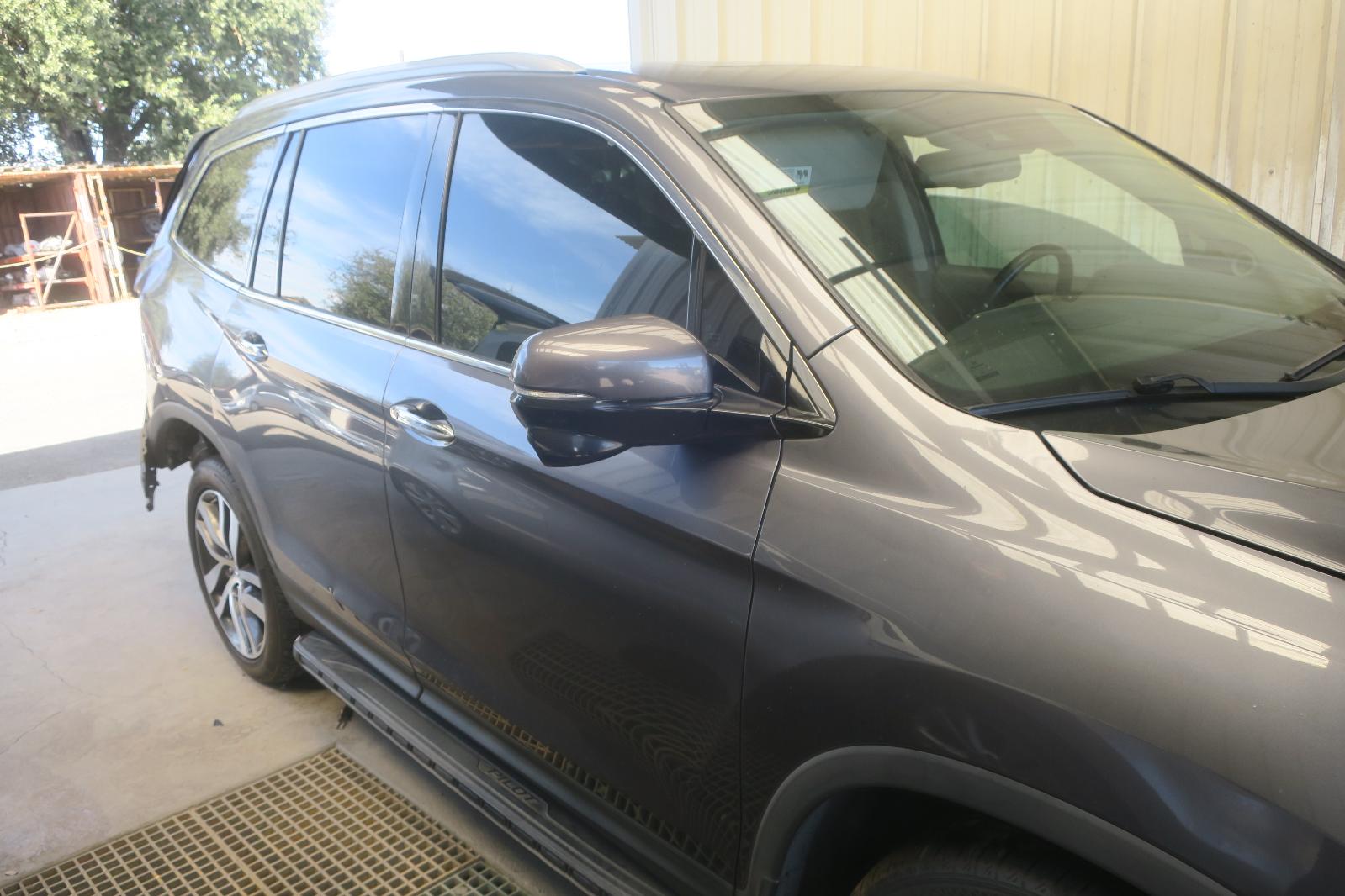 2016 Honda Pilot -- Photo 4