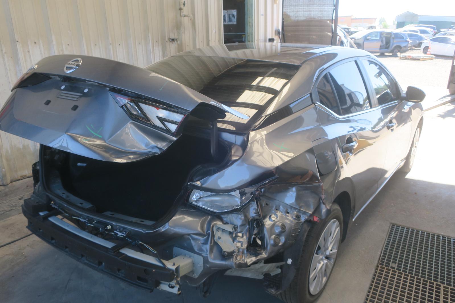 2023 Nissan Sentra -- Photo 3