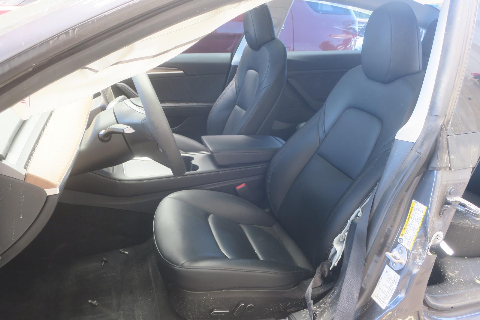 2023 Tesla Model 3 -- Photo 9