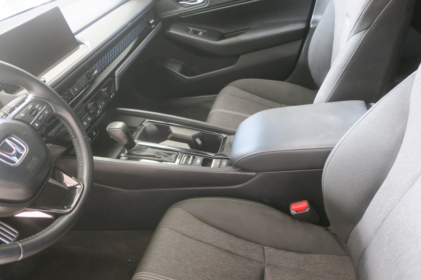 2024 Honda Accord -- Photo 7