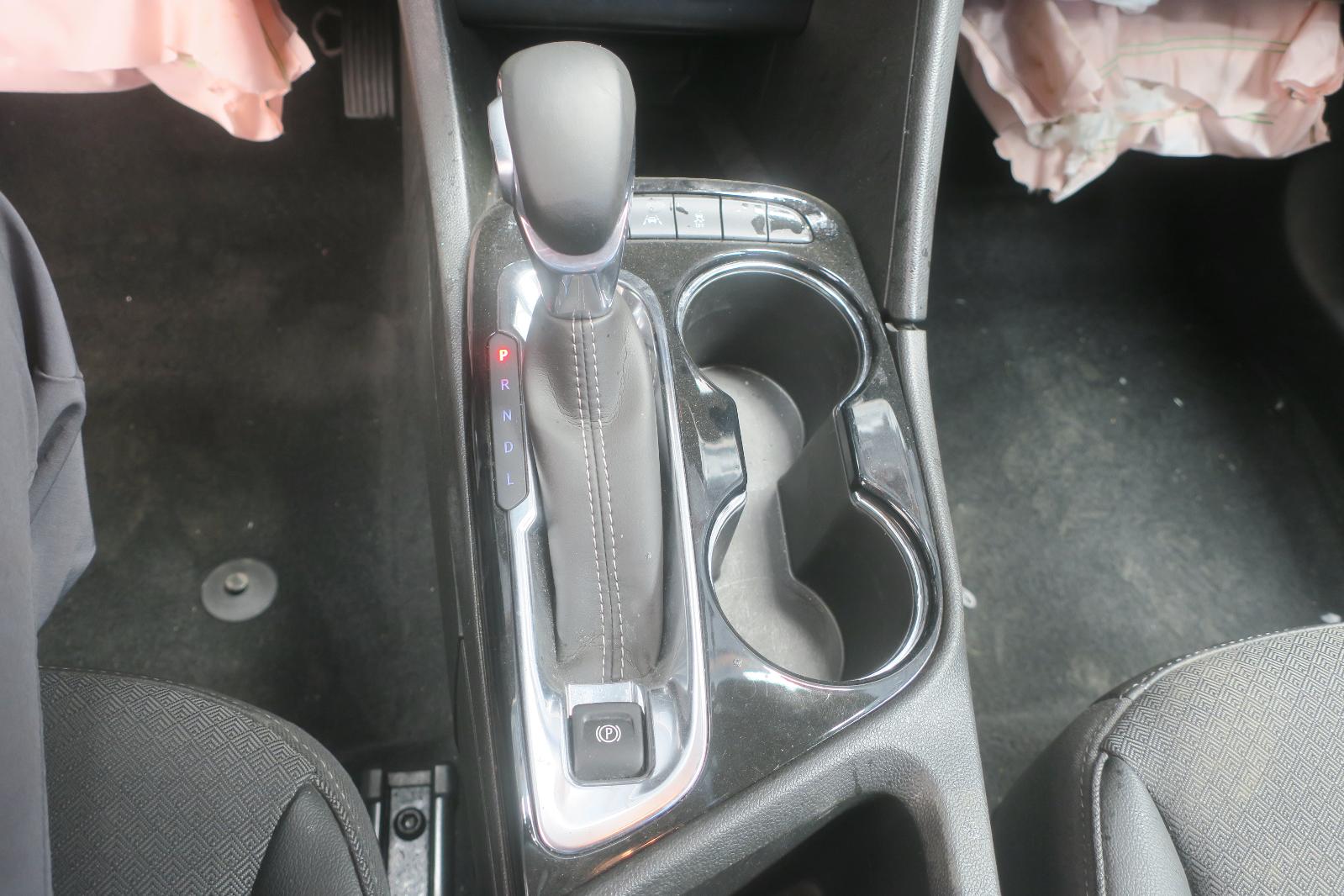 2025 Buick Encore GX -- Photo 12