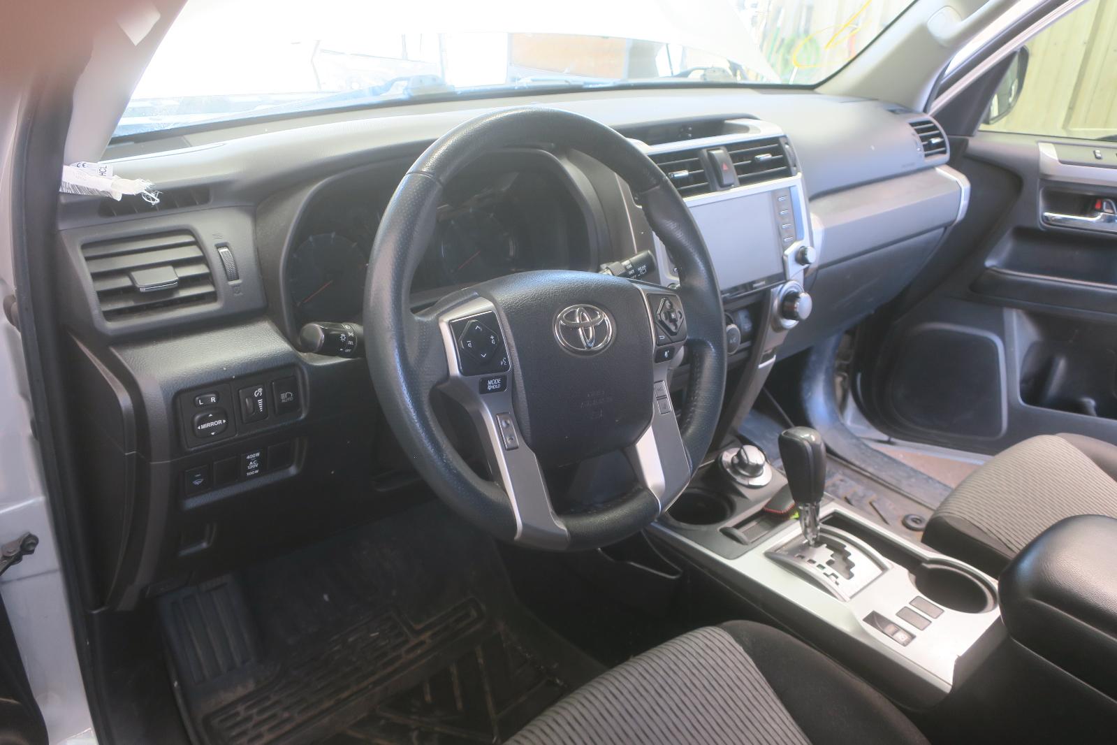 2021 Toyota 4Runner -- Photo 6