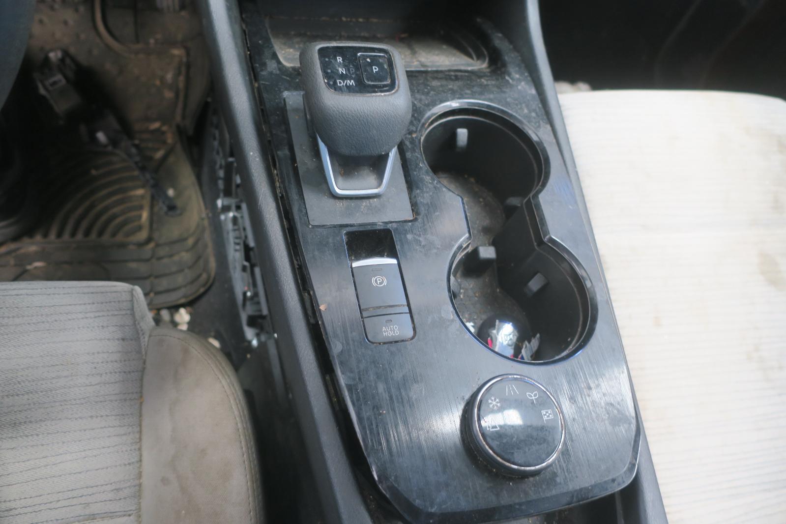 2023 Nissan Rogue -- Photo 13