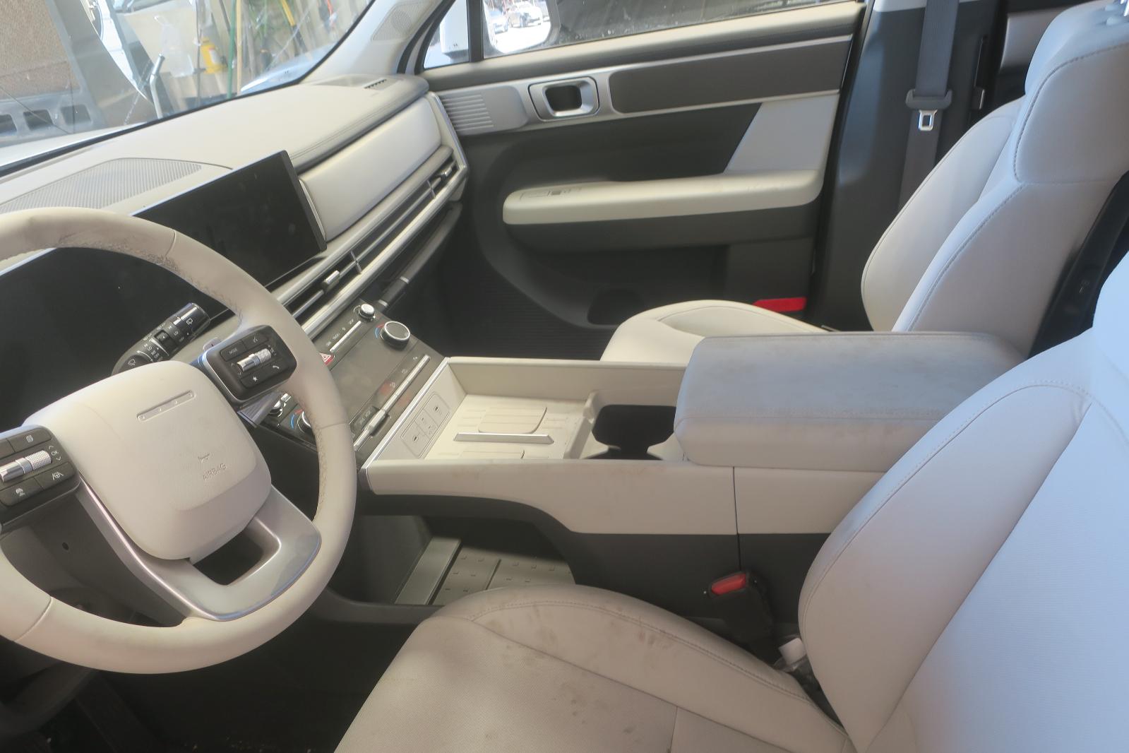 2026 Hyundai Santa FE -- Photo 7