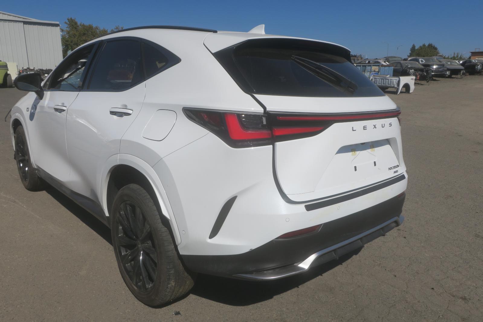 2026 Lexus Nx350h -- Photo 2