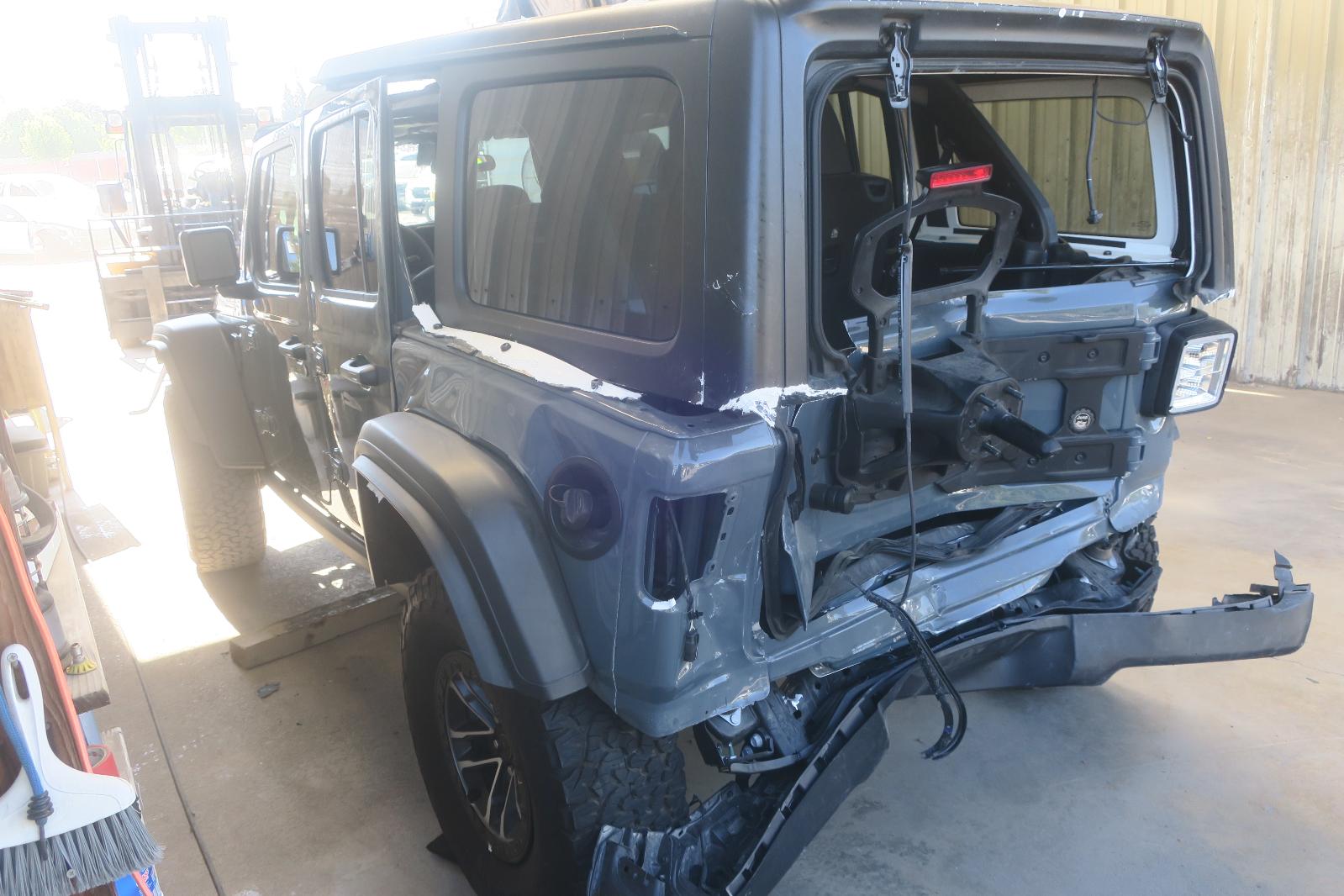 2025 Jeep Wrangler -- Photo 2
