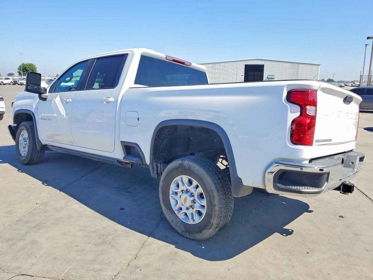 2022 Chevrolet Silverado 3500 Pickup -- Photo 2