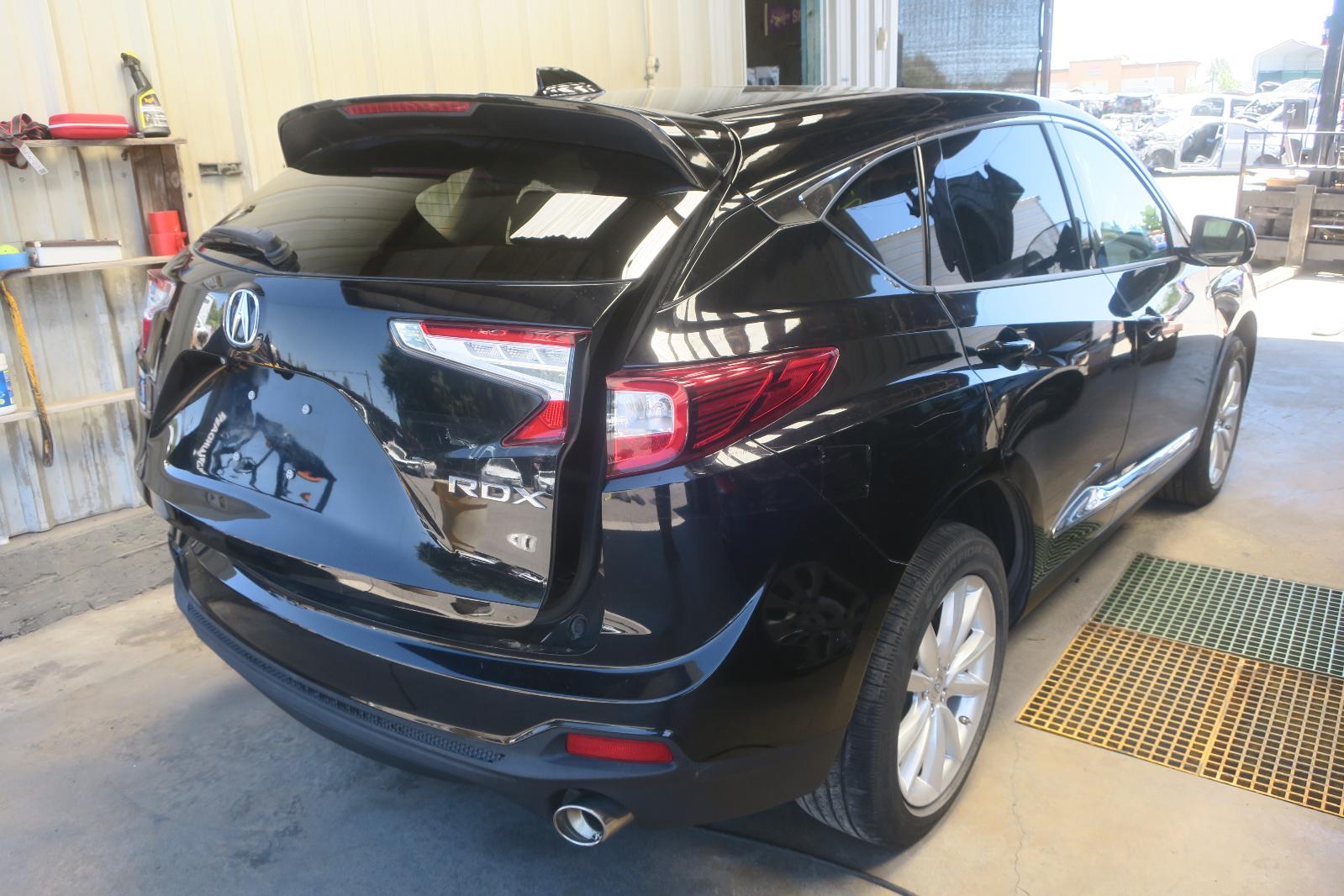 2019 Acura RDX -- Photo 3