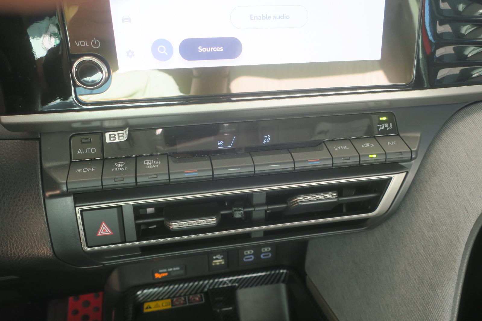 2025 Toyota Camry -- Photo 12