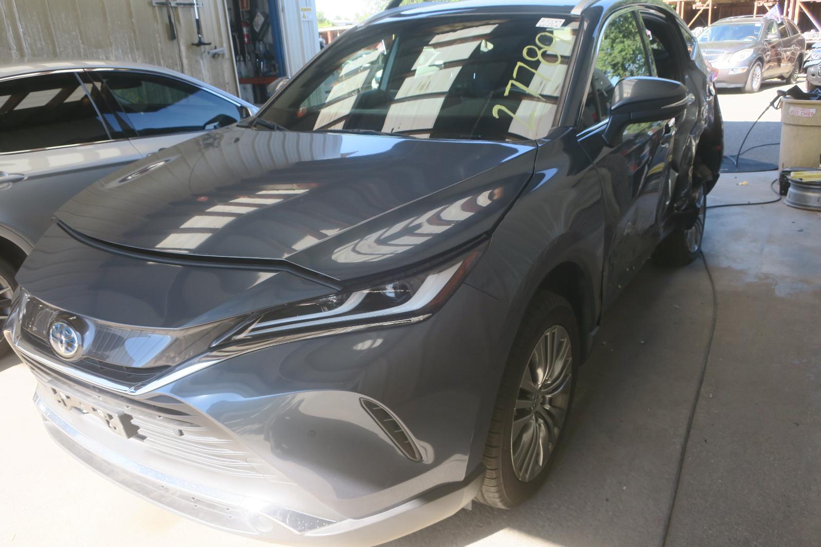 2022 Toyota Venza