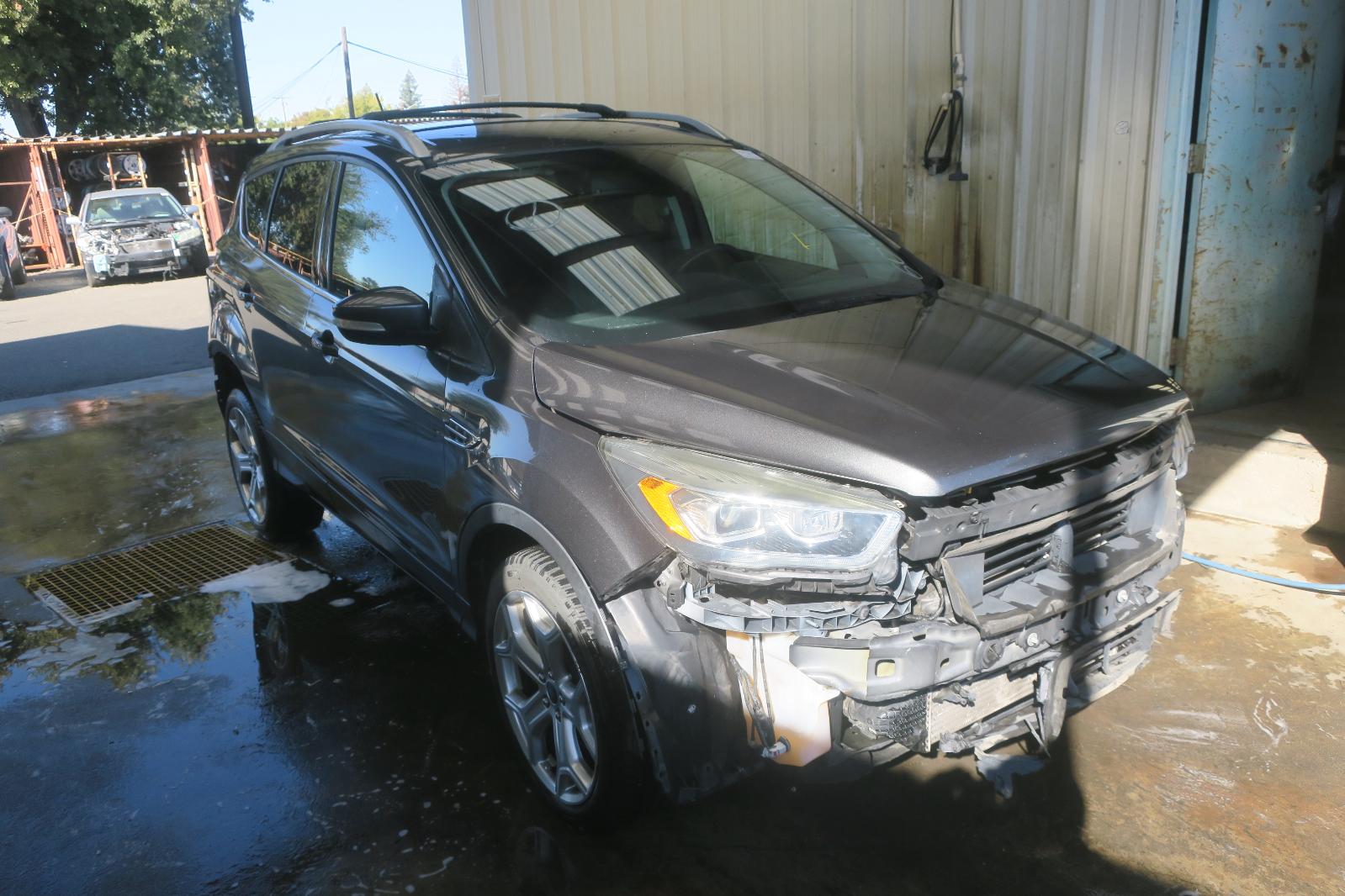 2018 Ford Escape -- Photo 4