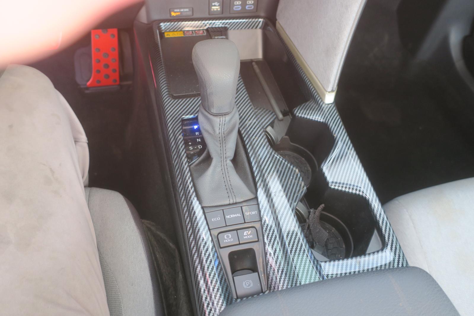 2025 Toyota Camry -- Photo 13