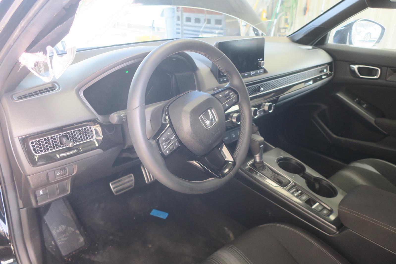 2026 Honda Civic -- Photo 6