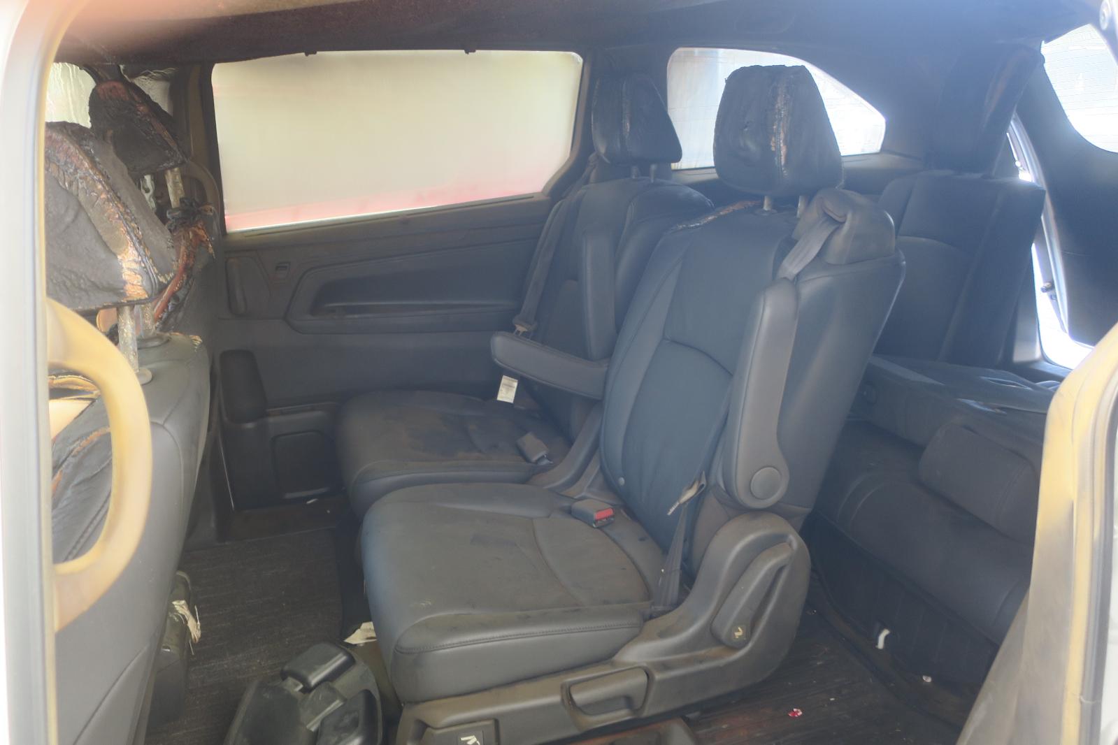 2025 Honda Odyssey -- Photo 9