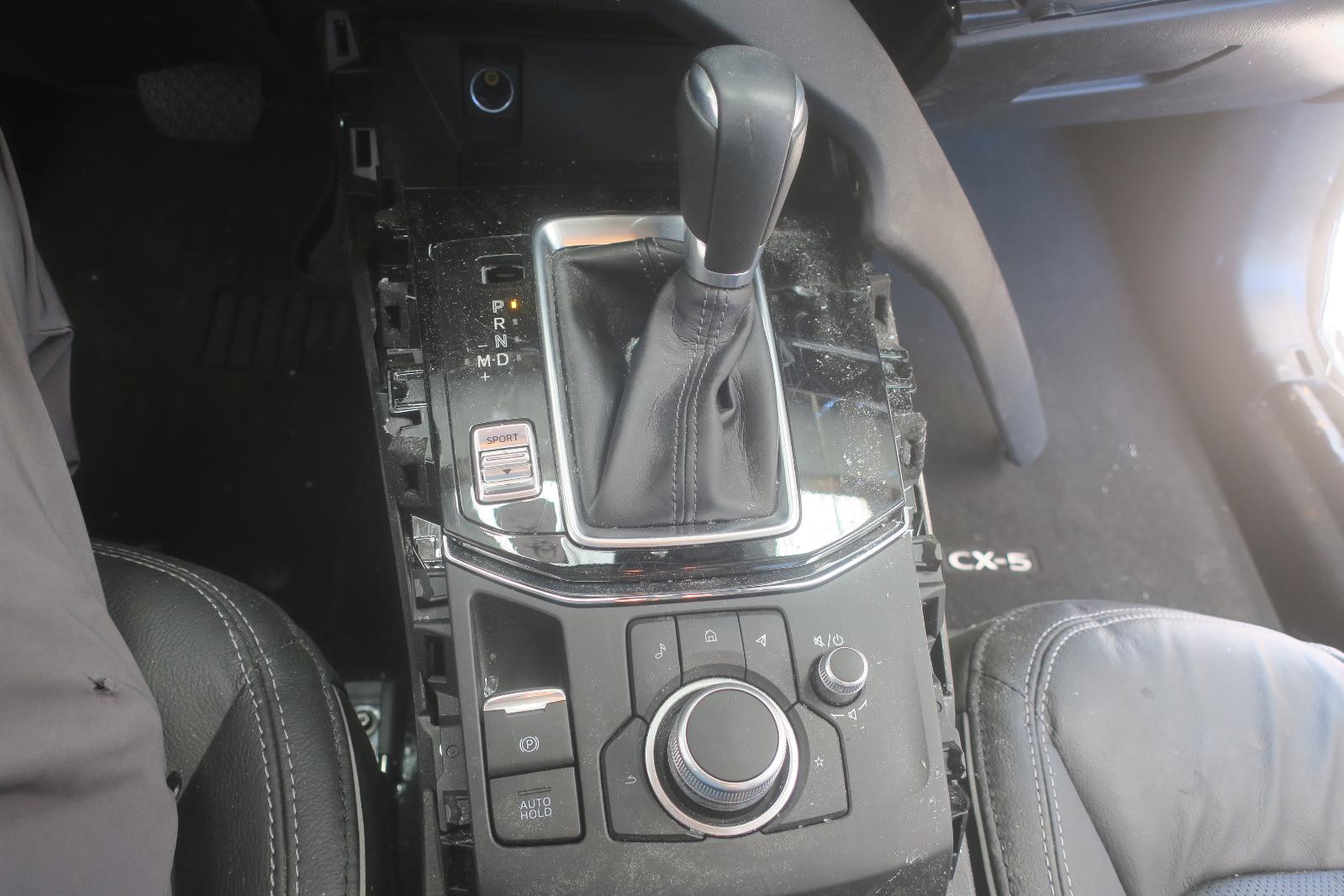 2024 Mazda CX-5 -- Photo 12