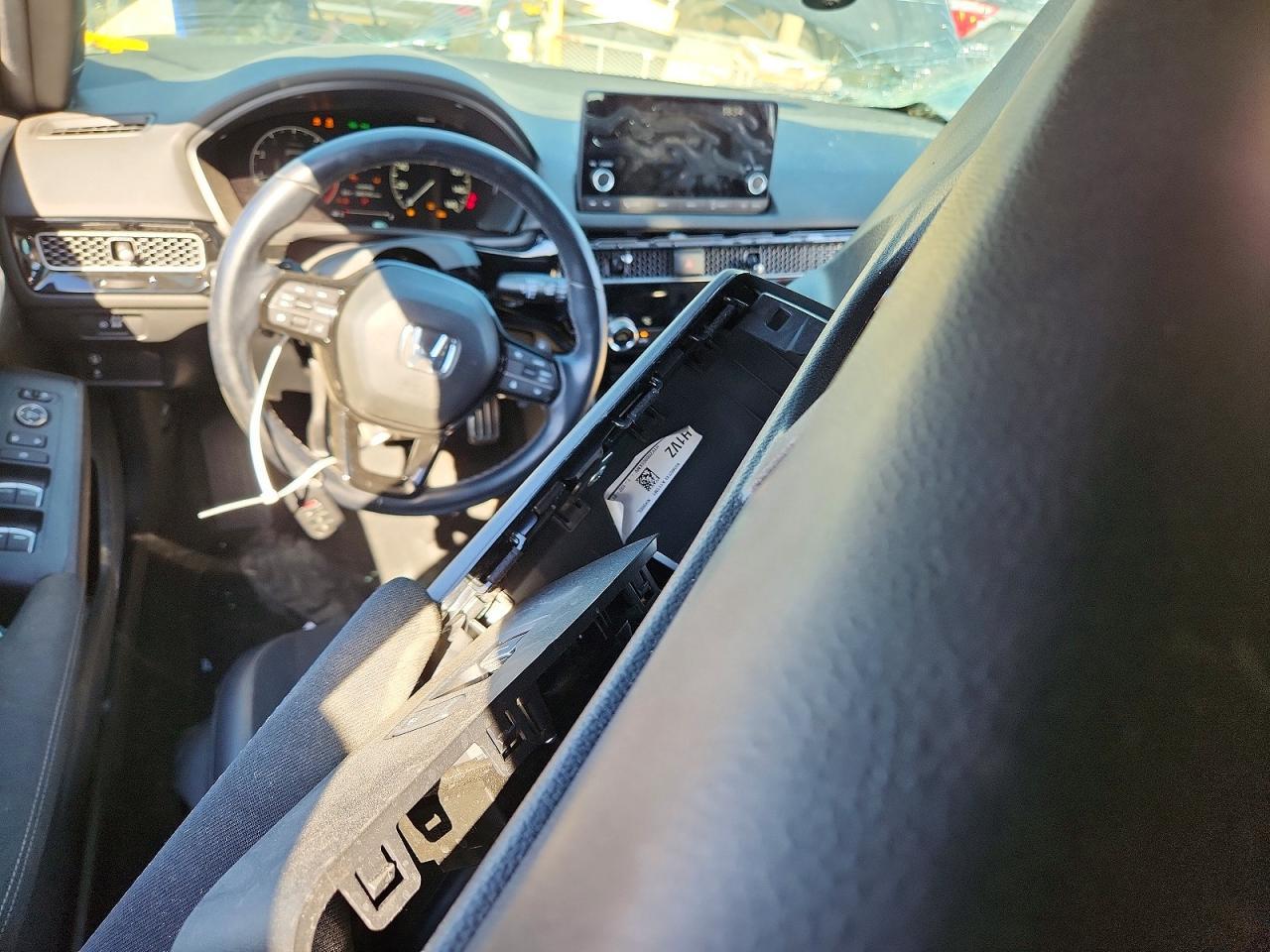 2023 Honda Civic -- Photo 8