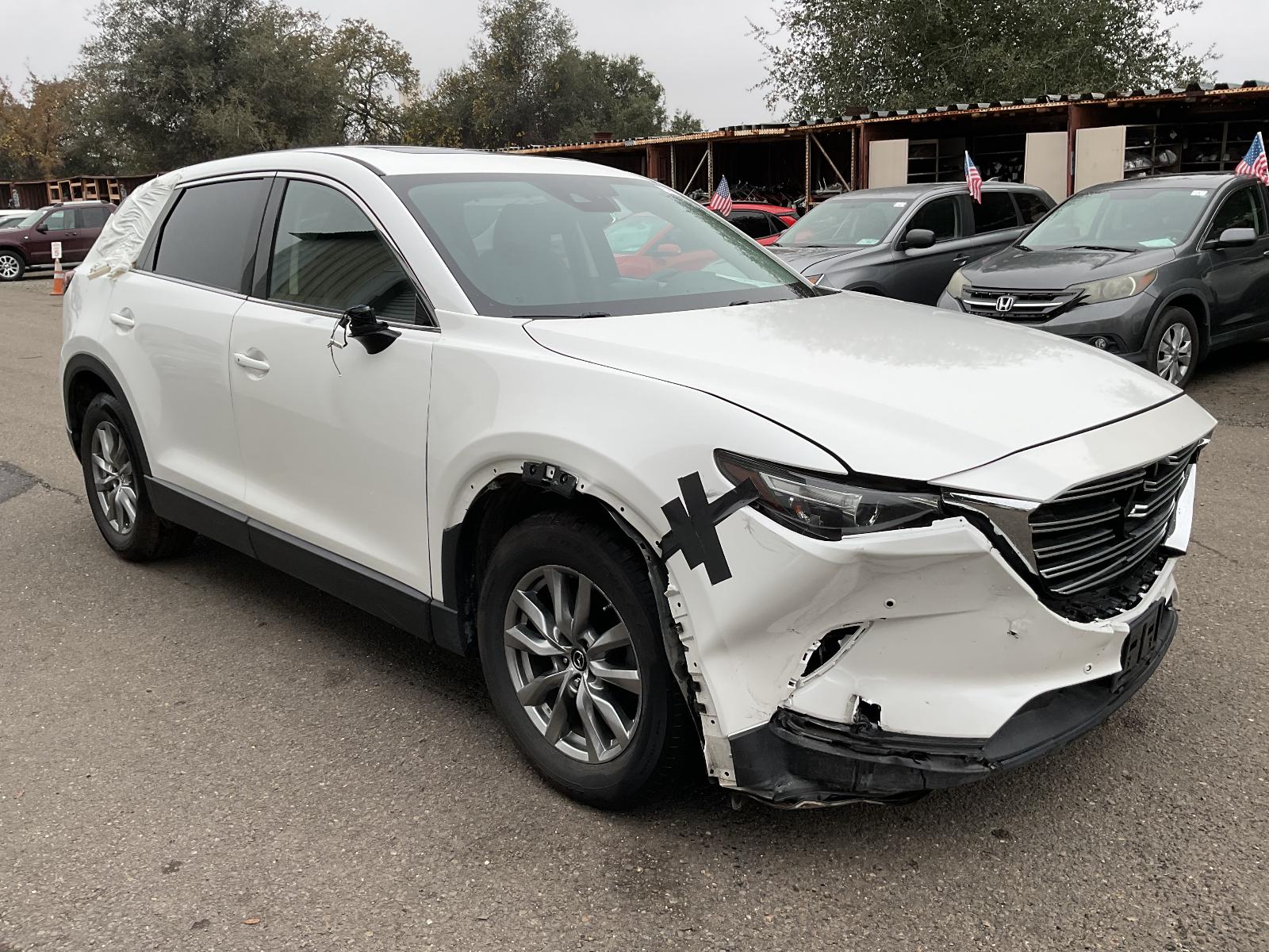 2019 Mazda CX-9 Touring's photo