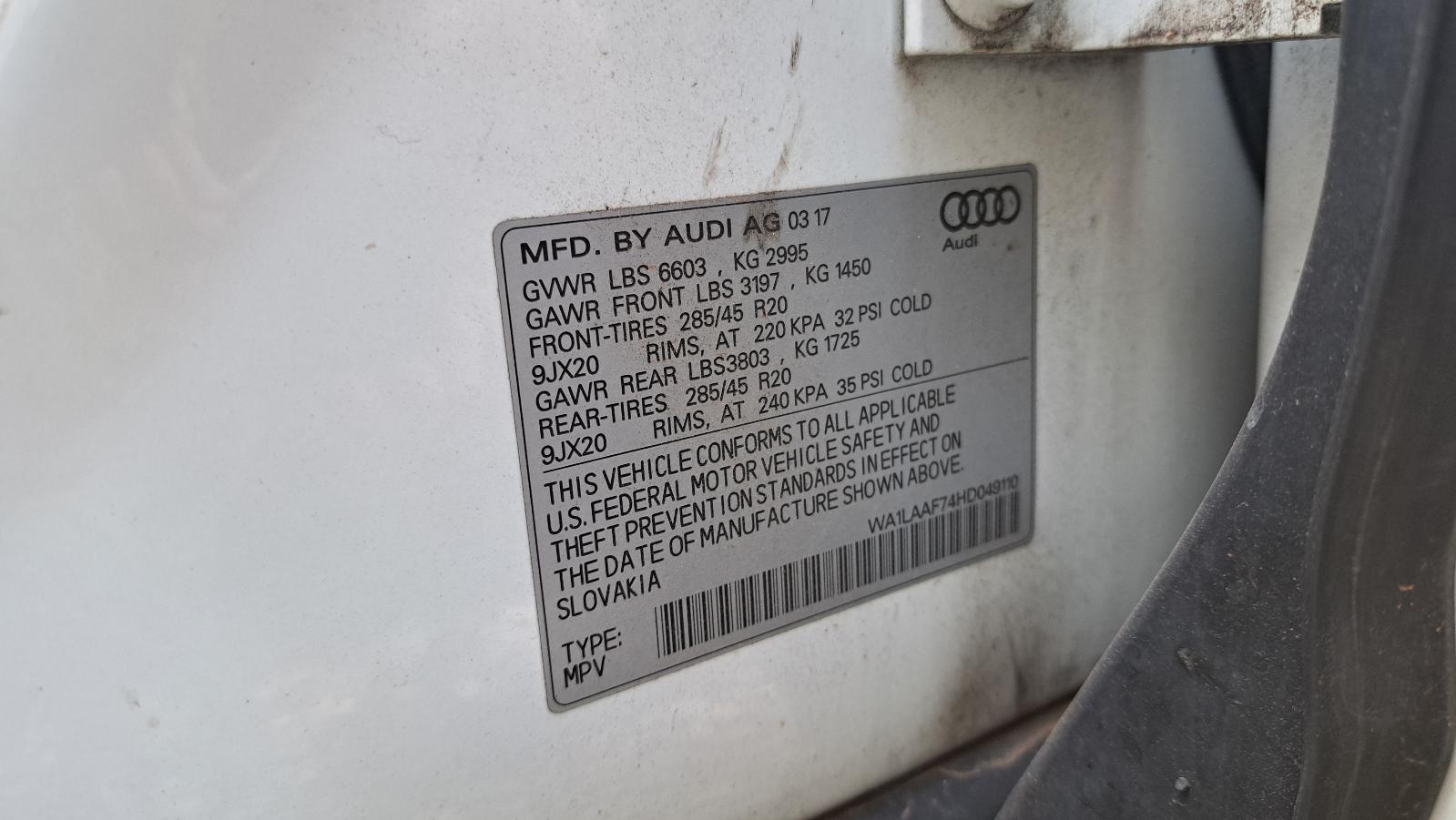 2017 Audi Q7 -- Photo 4